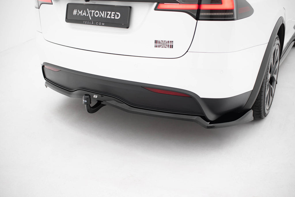 Maxton Design Street+ Mittlerer Diffusor RACE V.2 passend für Tesla Model X Mk1 Facelift schwarz Hochglanz