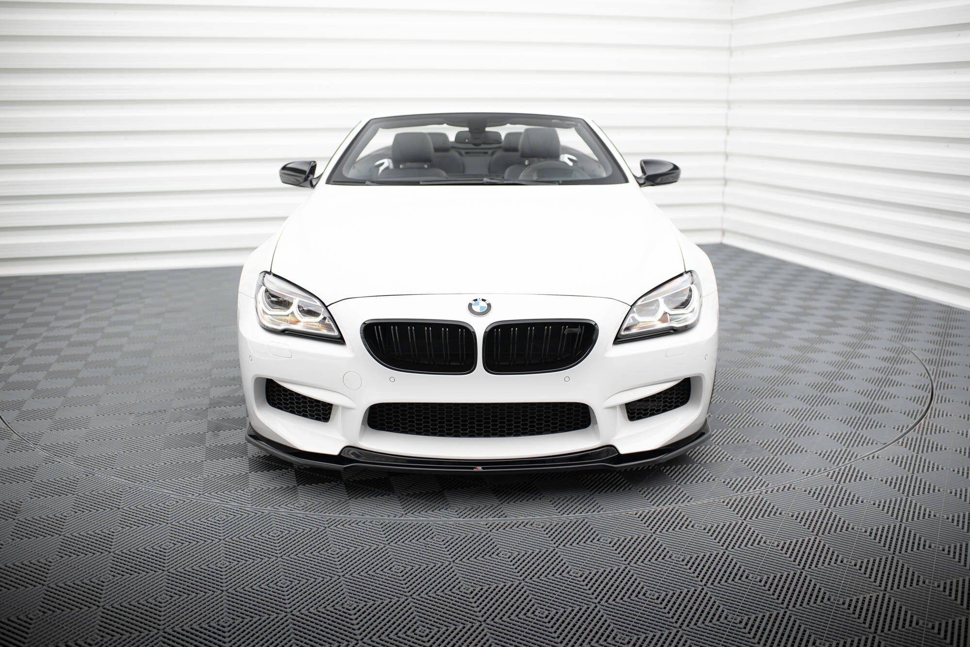 Maxton Design Street+ Spoilerlippe Front Ansatz V.2 passend für BMW M6 Gran Coupe / Coupe / Cabriolet F06 / F13 / F12 schwarz Hochglanz