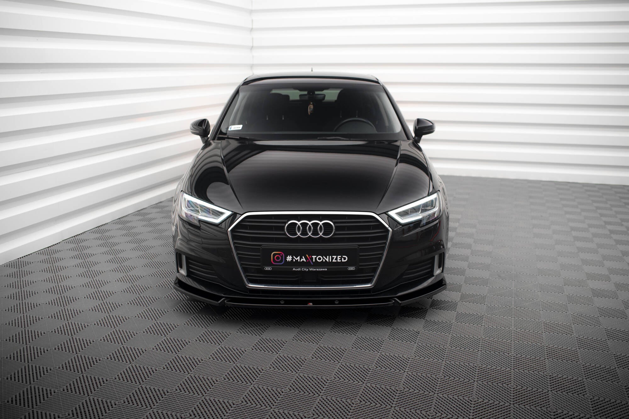 Maxton Design Street+ Spoilerlippe Front Ansatz V.1 passend für Audi A3 Sportback 8V Facelift schwarz Hochglanz