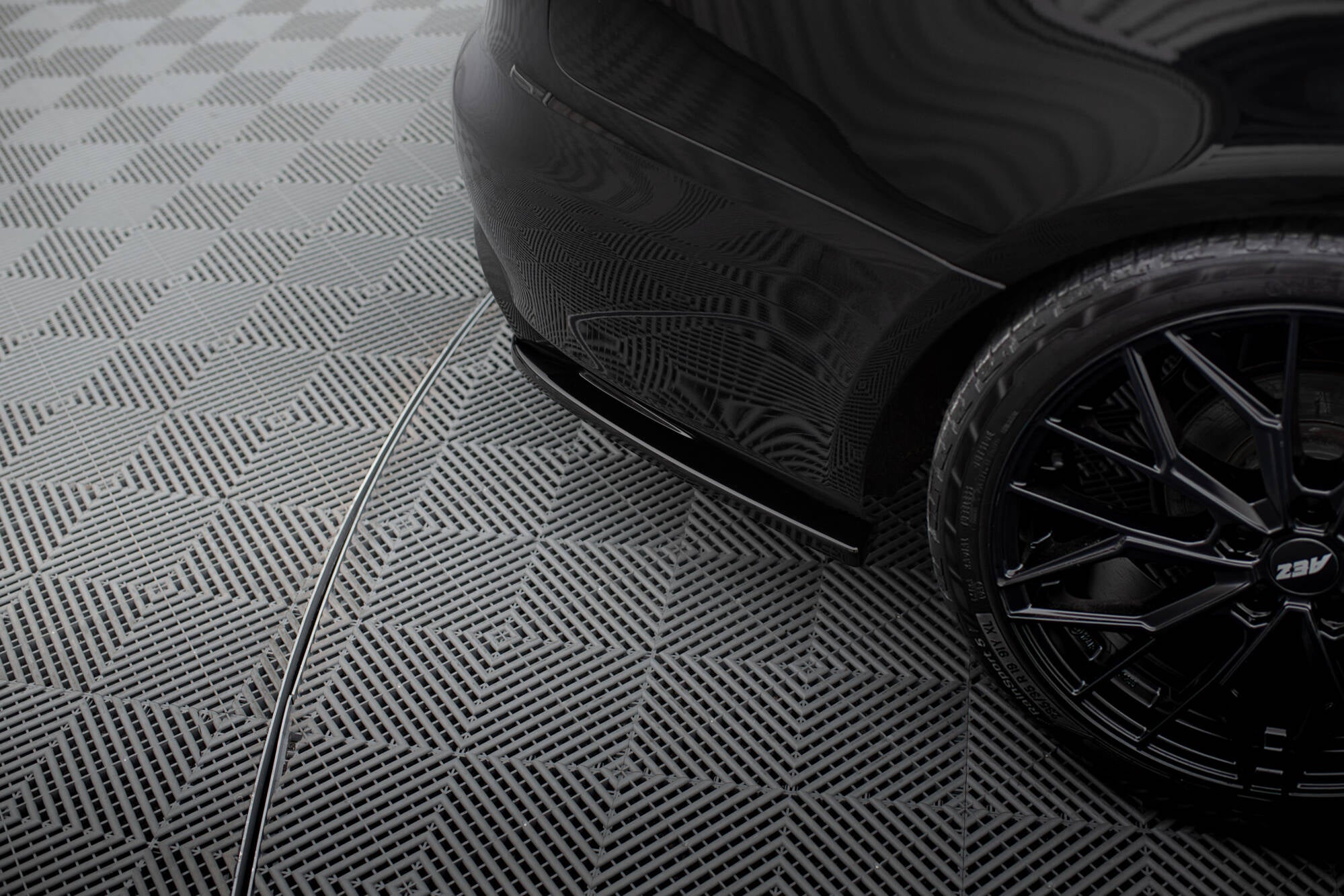 Maxton Design Heck Ansatz Flaps Diffusor V.2 passend für Audi A4 B8 schwarz Hochglanz