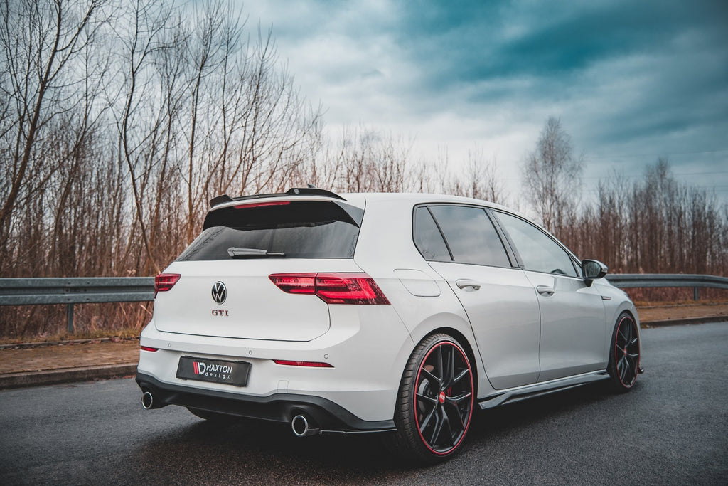 Maxton Design Spoiler CAP V.2 passend für VW Golf GTI / GTE / GTD / R-Line / R Mk8 schwarz Hochglanz
