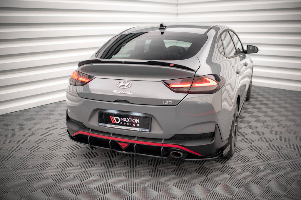 Maxton Design Hintere Seiten Flaps passend für Hyundai I30 Fastback N-Line Mk3 Facelift schwarz Hochglanz
