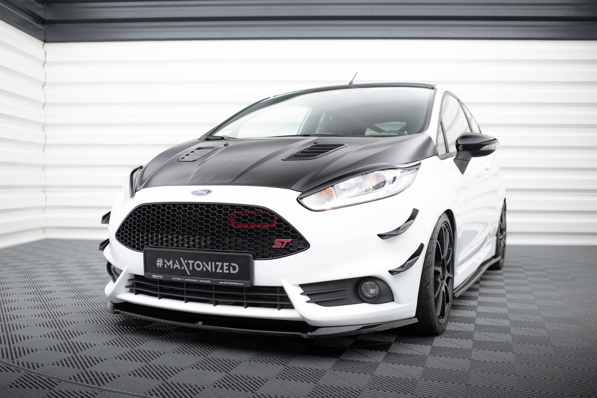 Maxton Design Motorhauben Luftschlitze Ford Fiesta ST Mk7 Facelift schwarz Hochglanz für Ford Fiesta ST