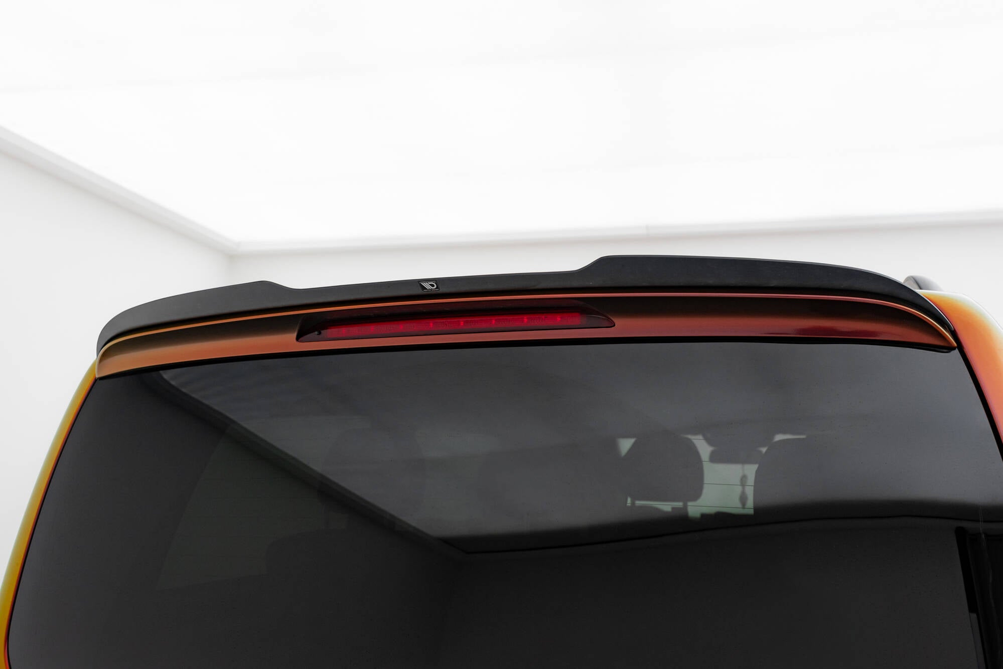 Maxton Design Spoiler CAP passend für Mercedes-Benz V-Klasse AMG-Line W447 Facelift schwarz Hochglanz