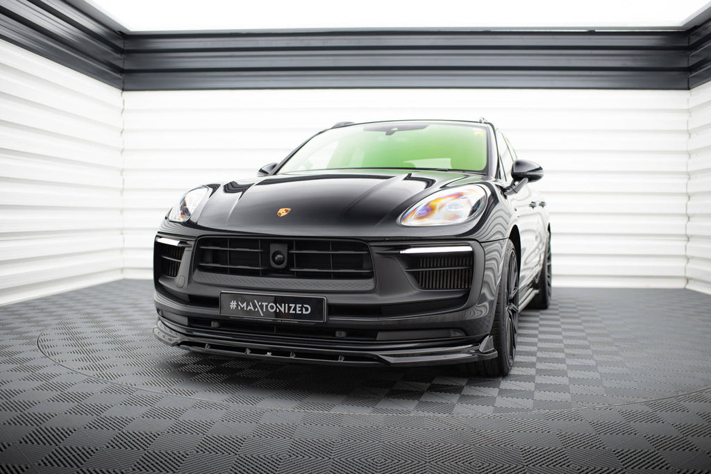 Maxton Design Street+ Spoilerlippe Front Ansatz passend für Porsche Macan GTS Mk1 Facelift 2 schwarz Hochglanz