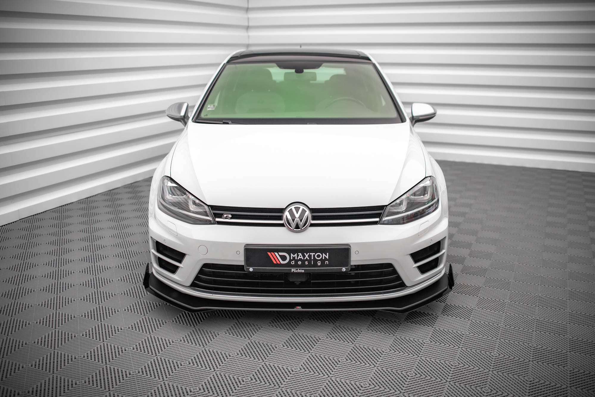 Maxton Design Street Pro Street+ Spoilerlippe Front Ansatz passend für + Flaps passend für V.1 + Flaps VW Golf R Mk7 schwarz Hochglanz