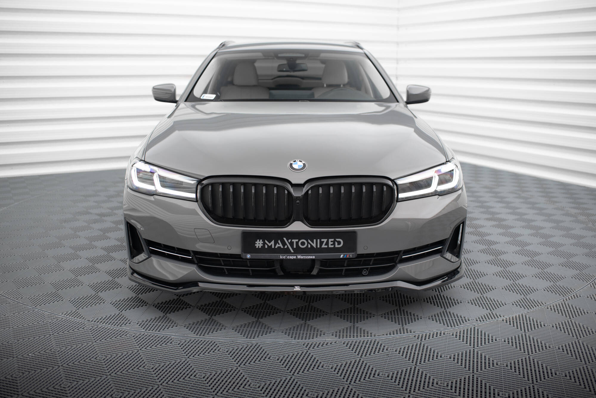 Maxton Design Street+ Spoilerlippe Front Ansatz V.2 passend für BMW 5er G30 / G31 Facelift schwarz Hochglanz