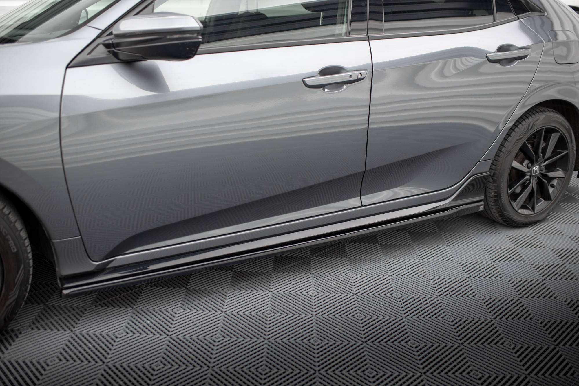 Maxton Design Street+ Seitenschweller Leisten passend für Honda Civic Sport Mk 10 schwarz Hochglanz