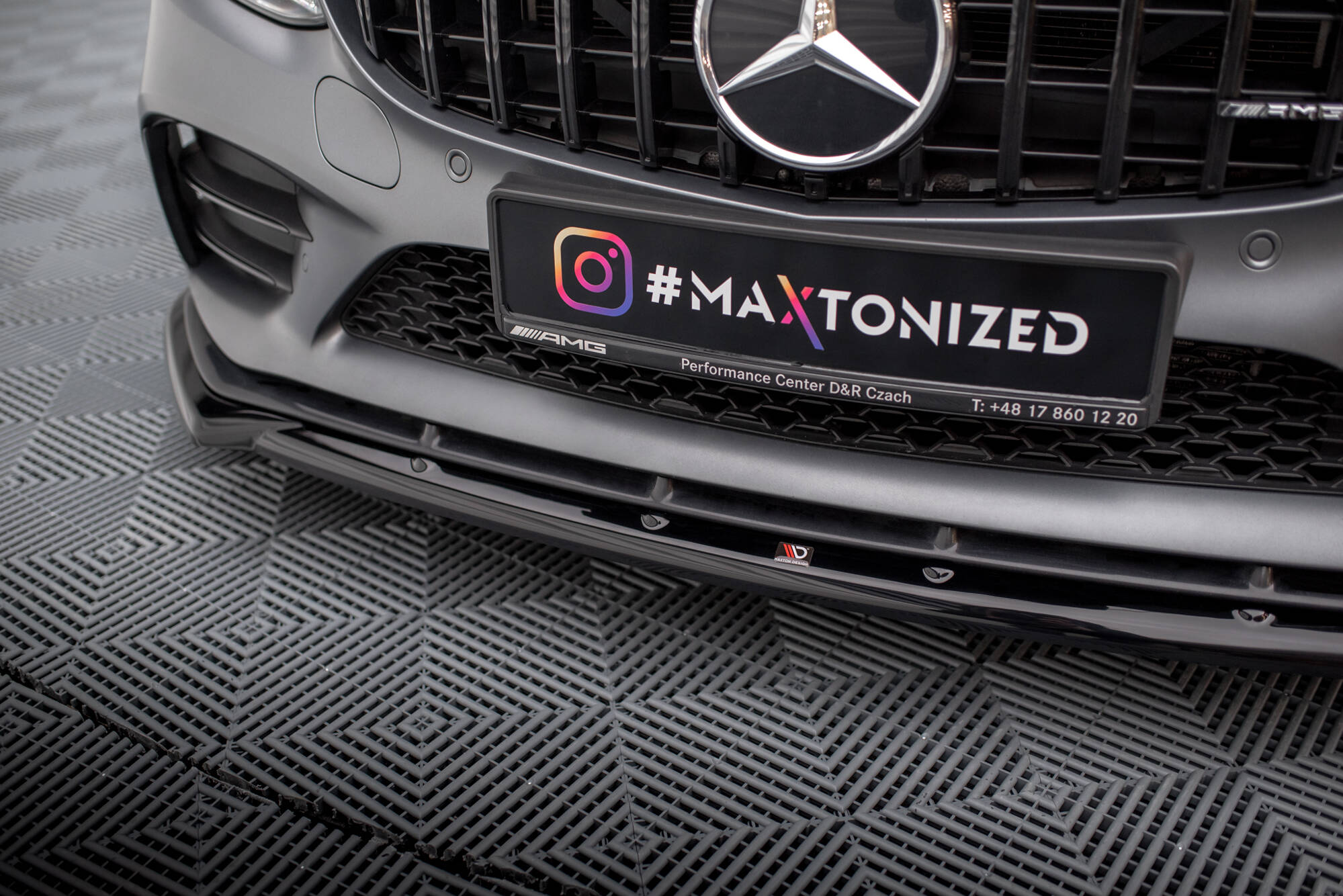Maxton Design Street+ Spoilerlippe Front Ansatz V.2 passend für Mercedes-AMG C43 Coupe / Cabrio / Limousine / Kombi C205 / A205 / W205 / S205 Facelift schwarz Hochglanz