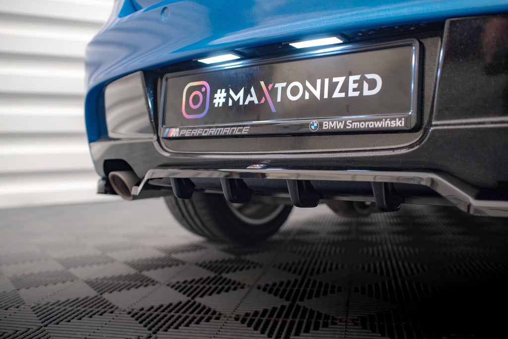 Maxton Design Street+ Mittlerer Diffusor RACE passend für BMW 1er M-Paket E87 Facelift schwarz Hochglanz