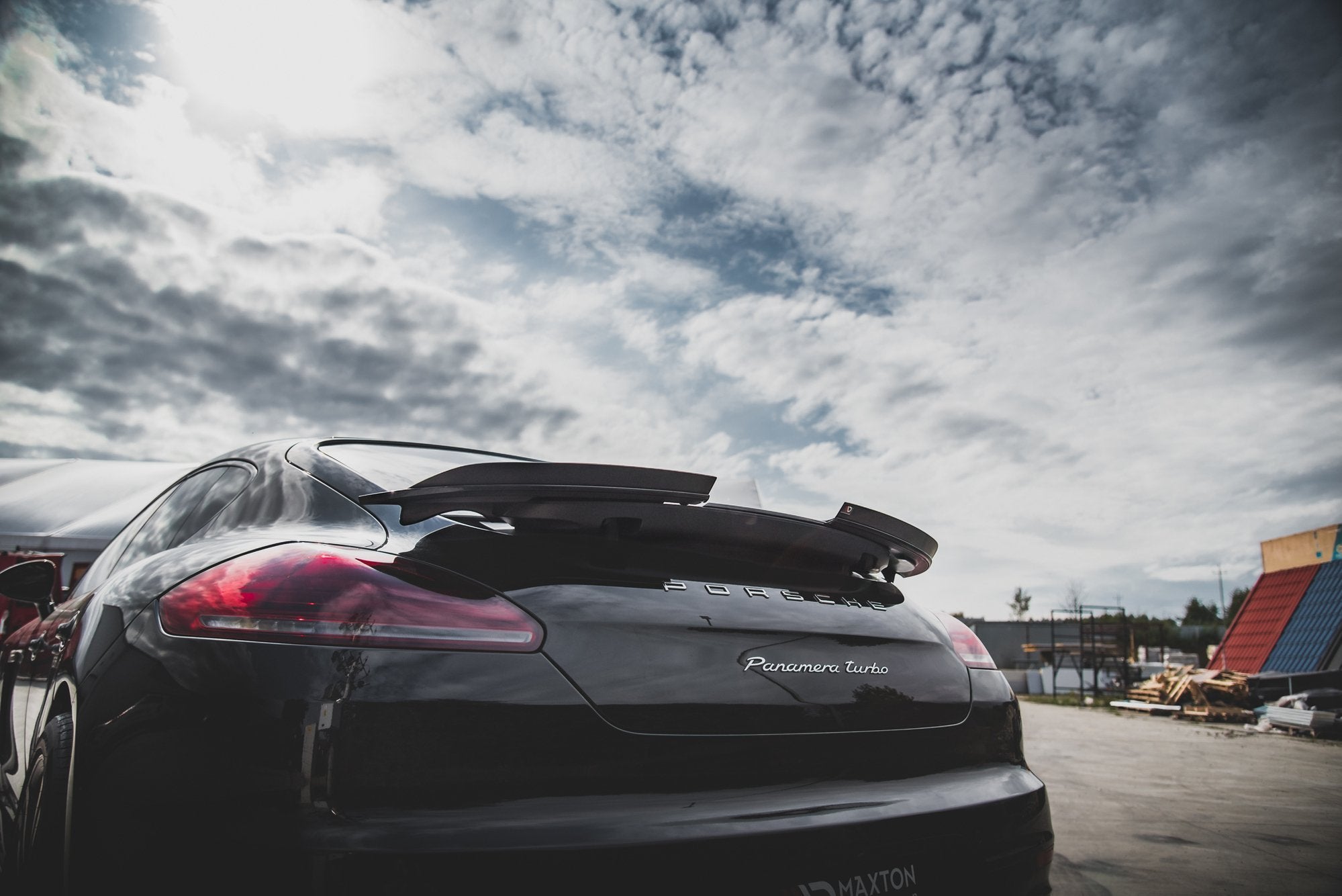 Maxton Design Spoiler CAP passend für Porsche Panamera Turbo 970 Facelift schwarz Hochglanz