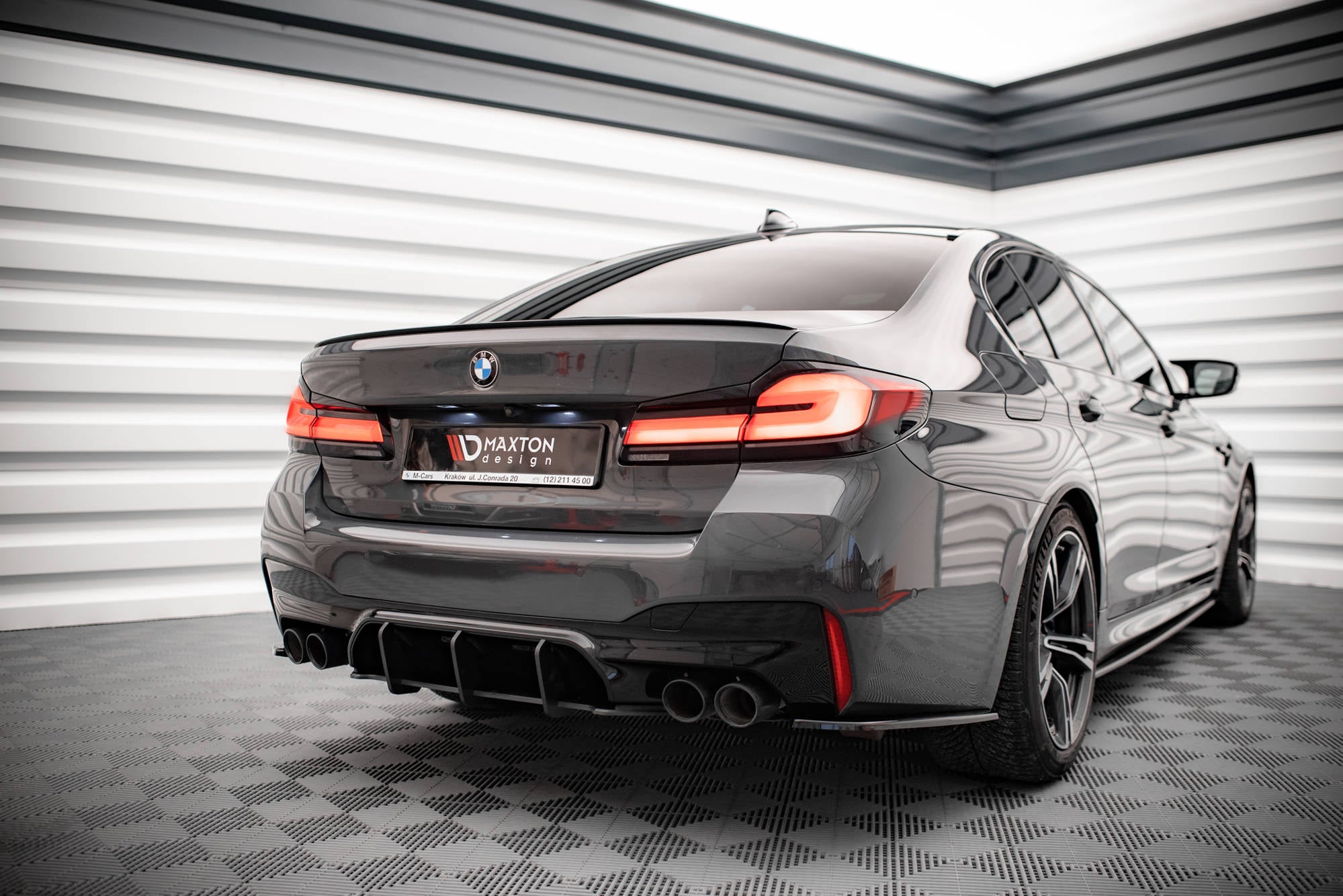 Maxton Design Street Pro Heckschürze passend für BMW M5 F90