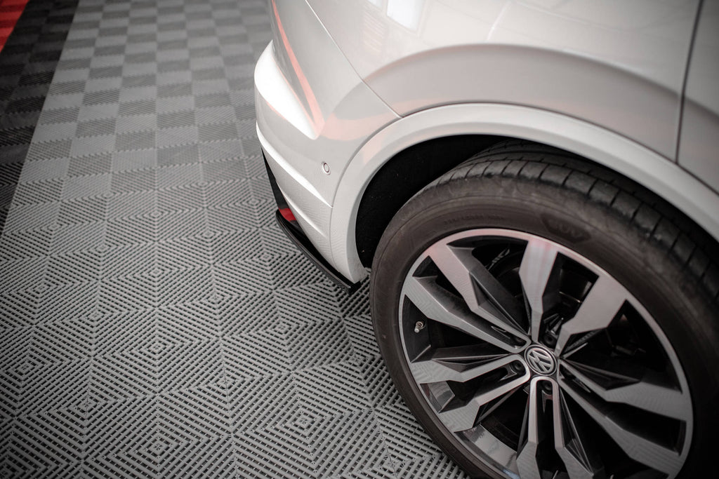 Maxton Design Heck Ansatz Flaps Diffusor passend für VW Touareg R-line Mk3 schwarz Hochglanz