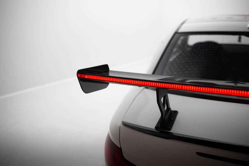 Maxton Design Carbon Spoiler With Internal Brackets Uprights V.1 + LED BMW 1er M E82 für BMW M1 E82