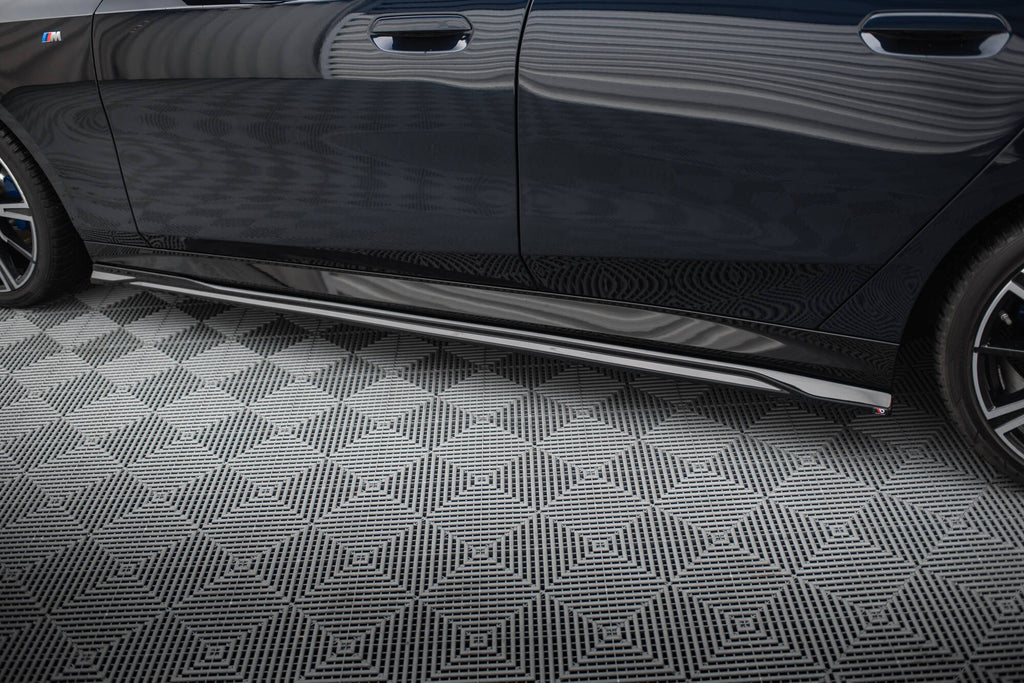 Maxton Design Street+ Seitenschweller Leisten passend für V.1 passend für BMW 5er M-Paket Limousine / Touring G60 / G61 schwarz Hochglanz