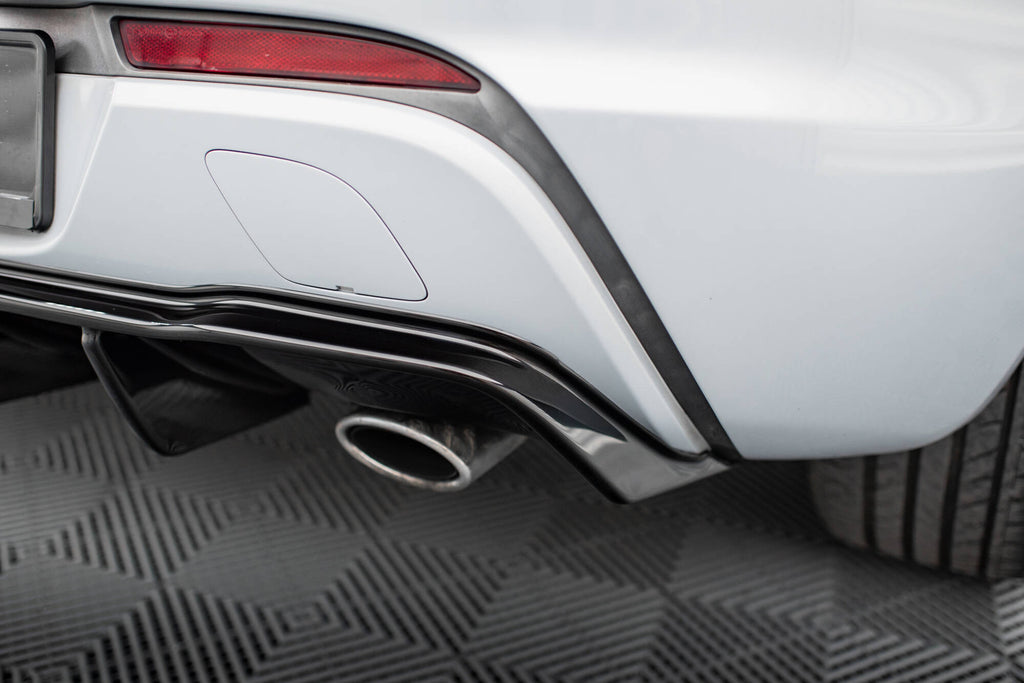 Maxton Design Diffusor Heck Ansatz passend für Opel Astra GTC OPC-Line J (Einzelauspuff li. re.) schwarz Hochglanz