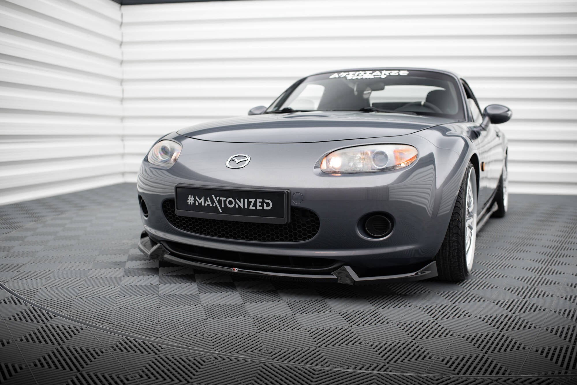 Maxton Design Street+ Spoilerlippe Front Ansatz V.2 passend für Mazda MX5 NC (Mk3) schwarz Hochglanz