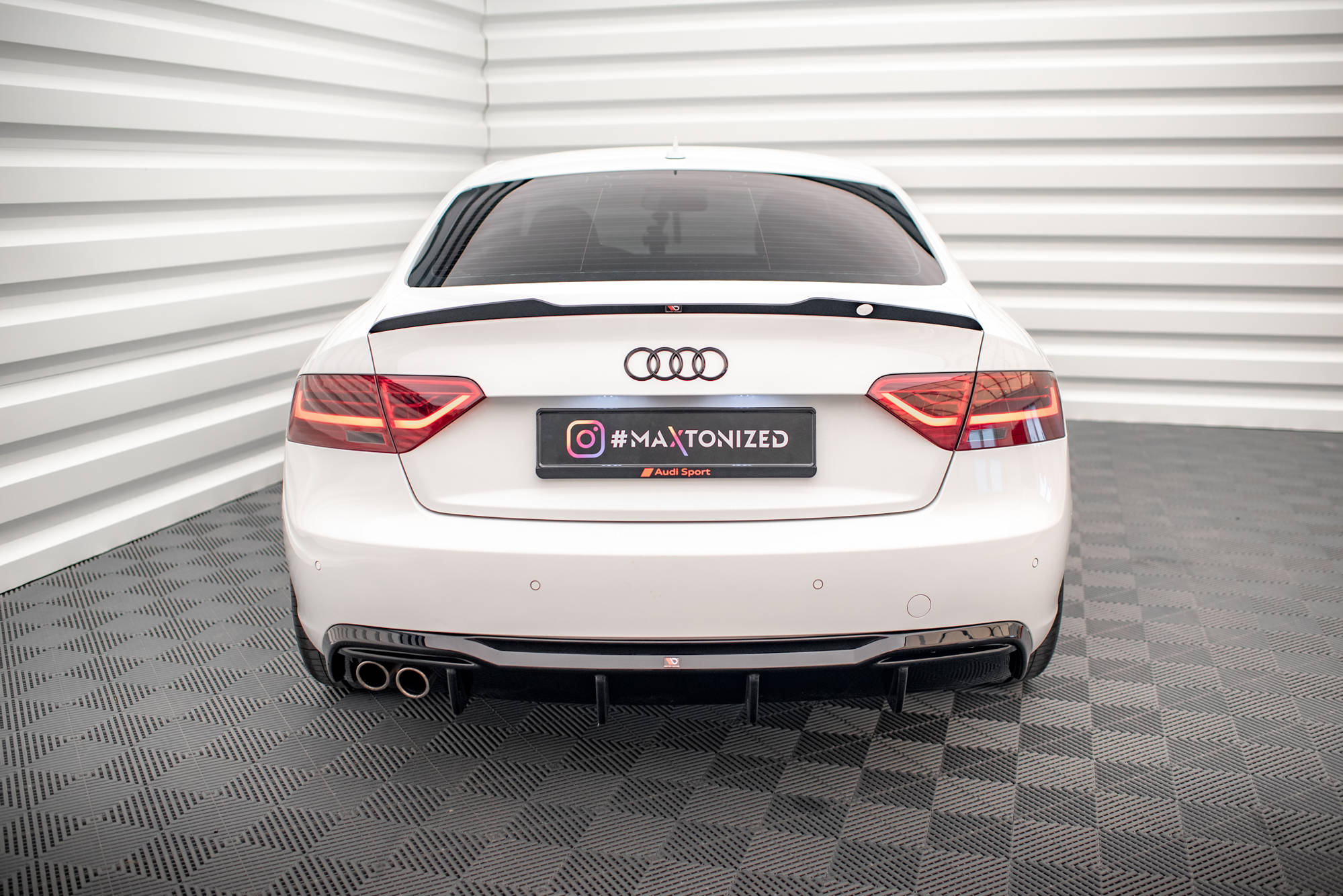 Maxton Design Diffusor Heck Ansatz passend für Audi A5 Coupe 8T Facelift (Doppelauspuff li.)