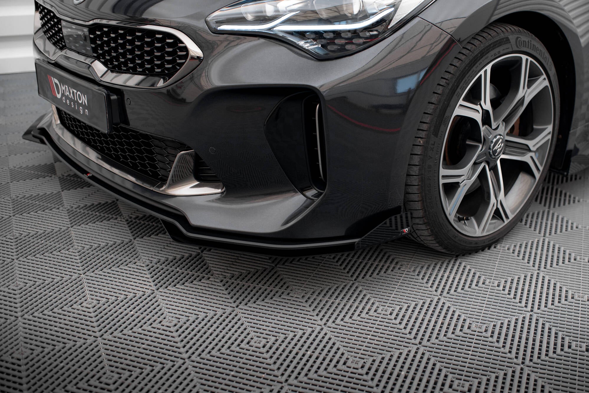 Maxton Design Front Stoßstange Flaps passend für Kia Stinger GT / GT-Line / Standard Mk1 schwarz Hochglanz