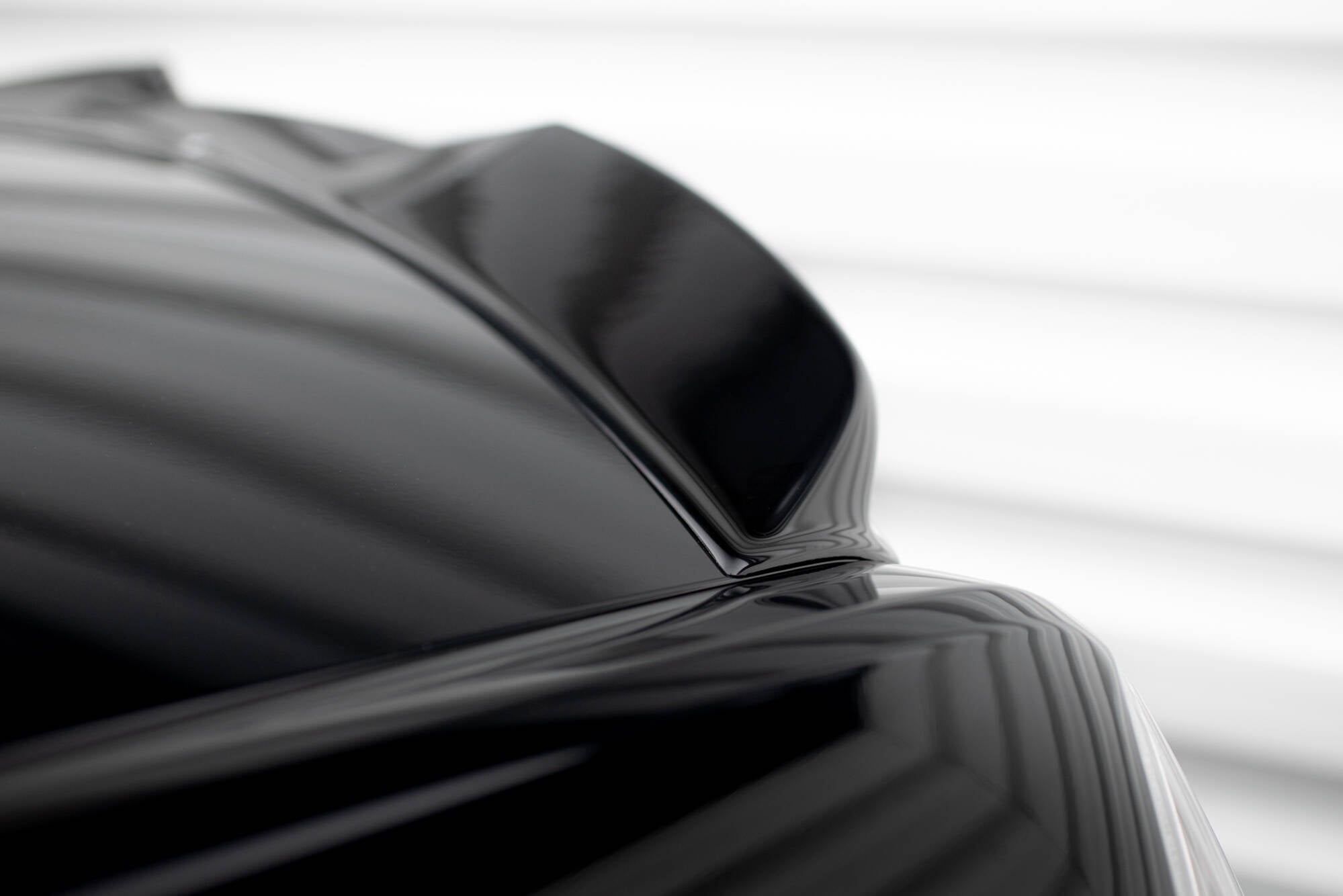 Maxton Design Spoiler CAP 3D passend für Chrysler 300 Mk2 schwarz Hochglanz