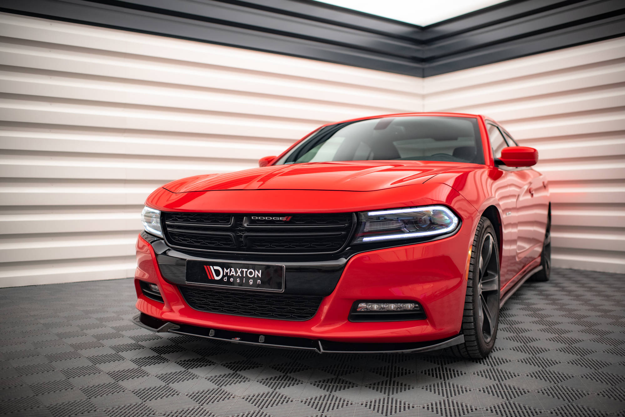 Maxton Design Street+ Spoilerlippe Front Ansatz V.1 passend für Dodge Charger RT Mk7 Facelift schwarz Hochglanz