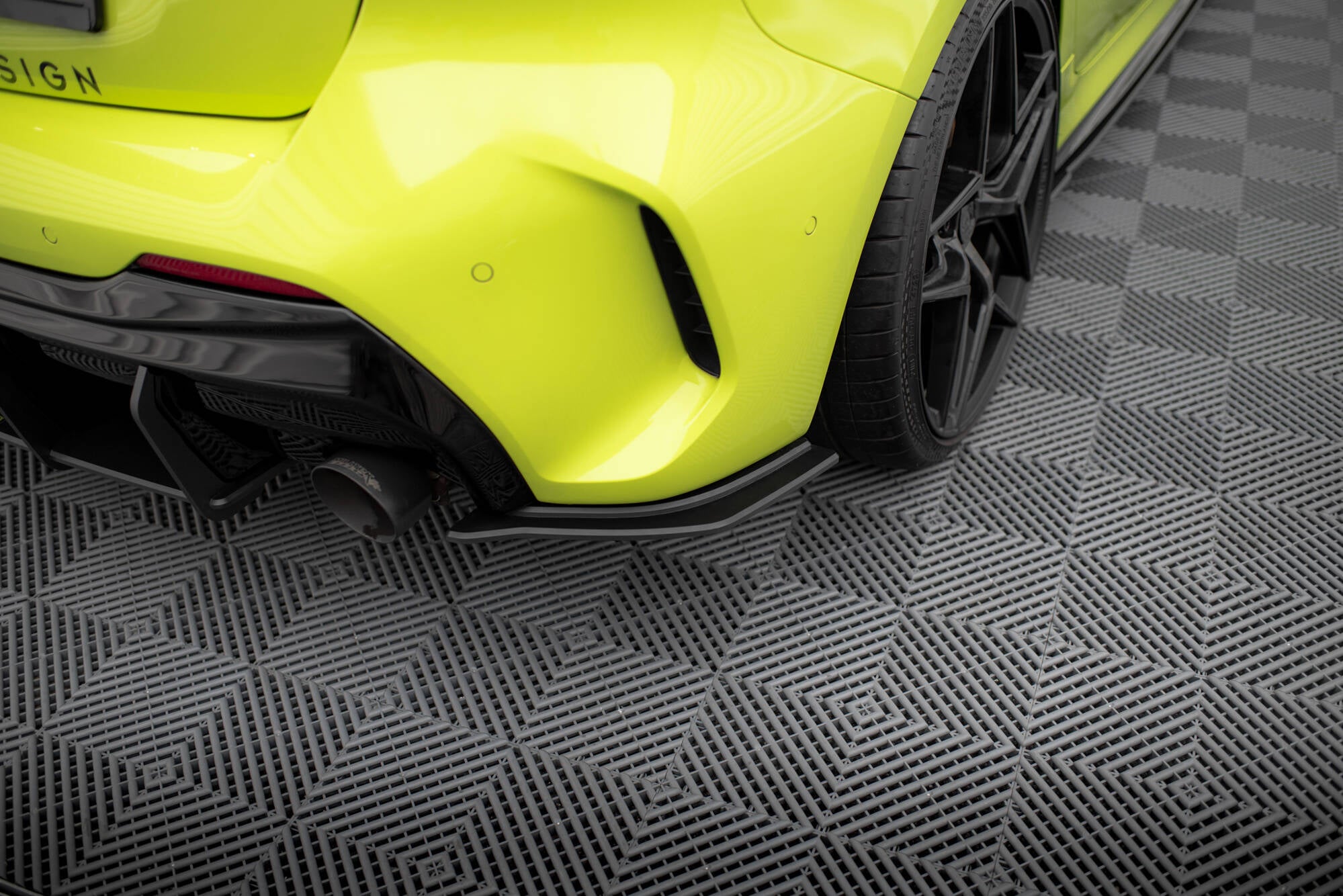 Maxton Design Street Pro Heck Ansatz Flaps Diffusor V.1 passend für BMW 1er F40 M-Paket / M135i