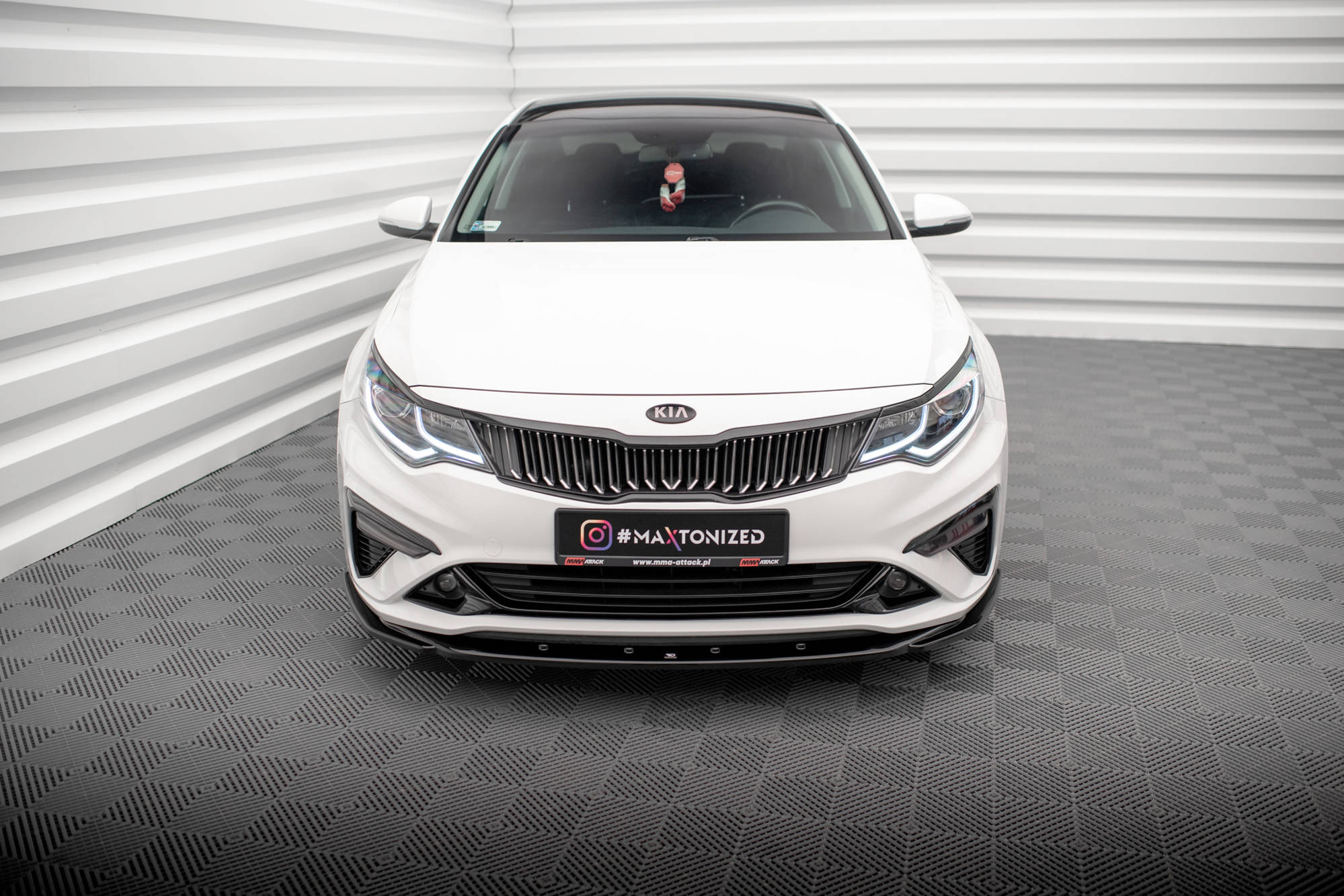 Maxton Design Street+ Spoilerlippe Front Ansatz V.2 passend für Kia Optima Mk4 Facelift schwarz Hochglanz