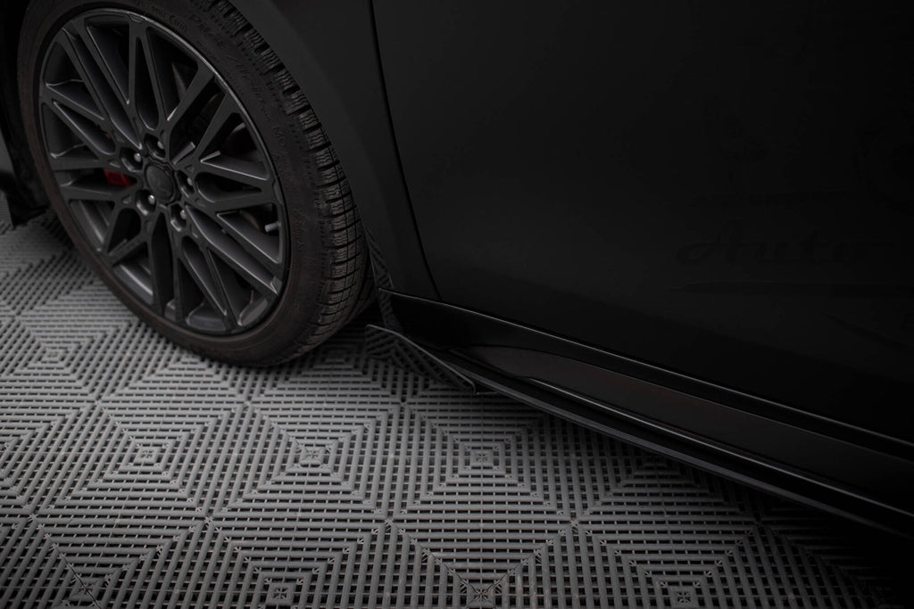 Maxton Design Street Pro Street+ Seitenschweller Leisten + Flaps passend für Kia Proceed GT / GT-Line Mk1 Facelift / Ceed GT Mk3 Facelift schwarz Hochglanz