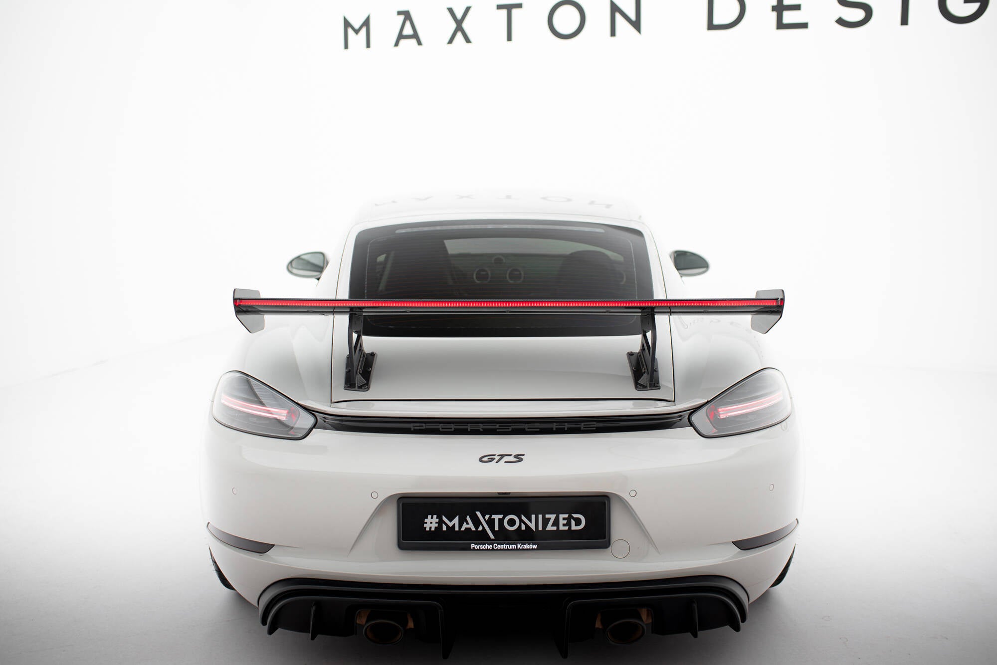 Maxton Design Carbon Spoiler With Internal Brackets Uprights V.2 + LED Porsche 718 Cayman 982c für Porsche Cayman 982c