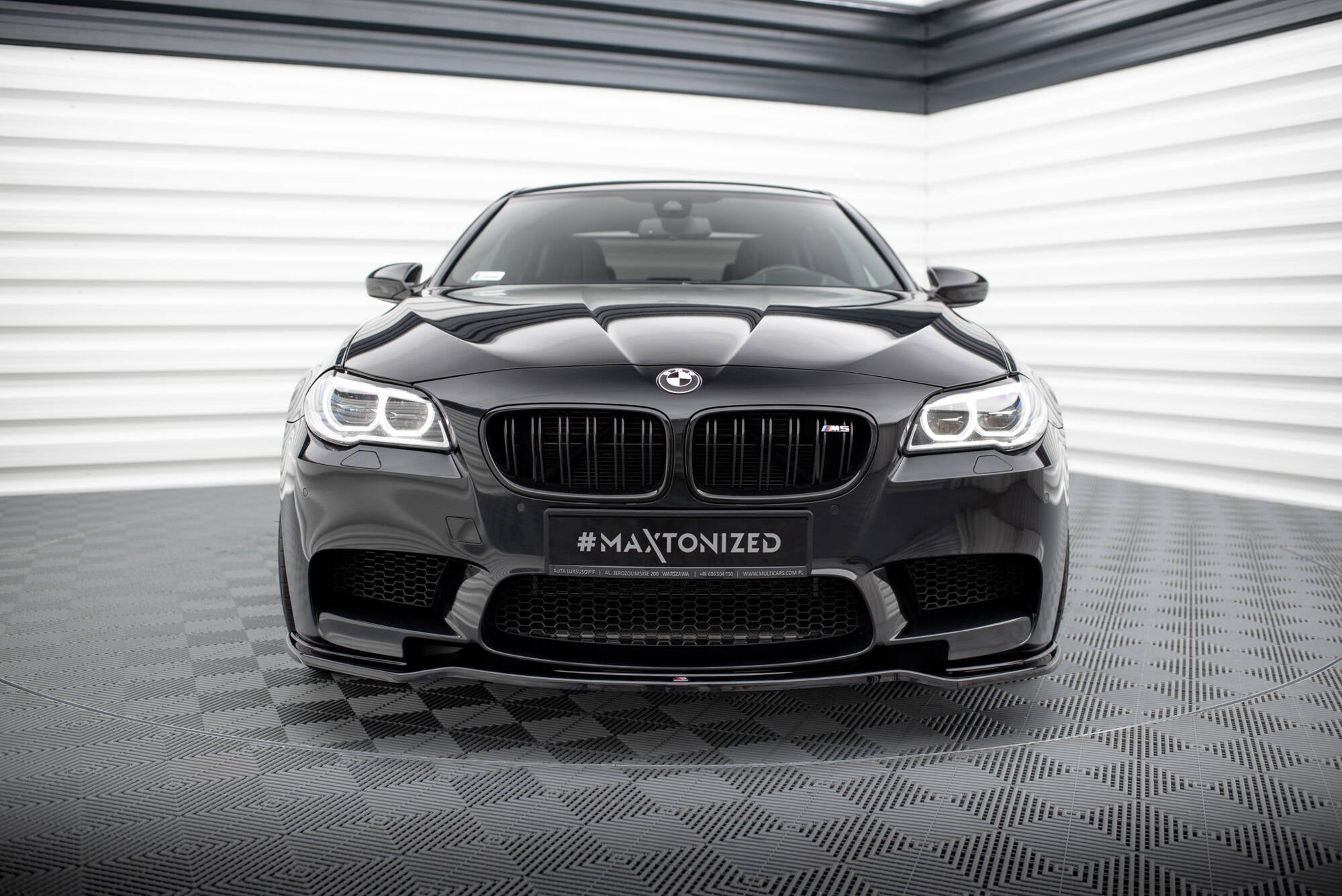 Maxton Design Street+ Spoilerlippe Front Ansatz passend für BMW M5 F10/ F11 schwarz Hochglanz
