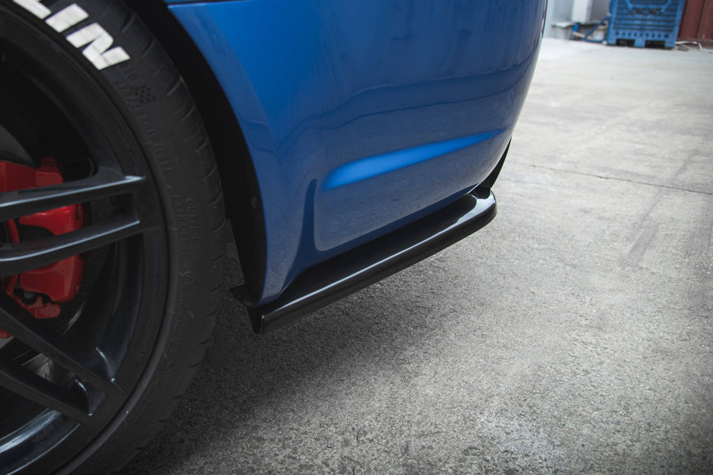 Maxton Design Heck Ansatz Flaps Diffusor V.2 passend für Audi RS4 Limousine B7 schwarz Hochglanz