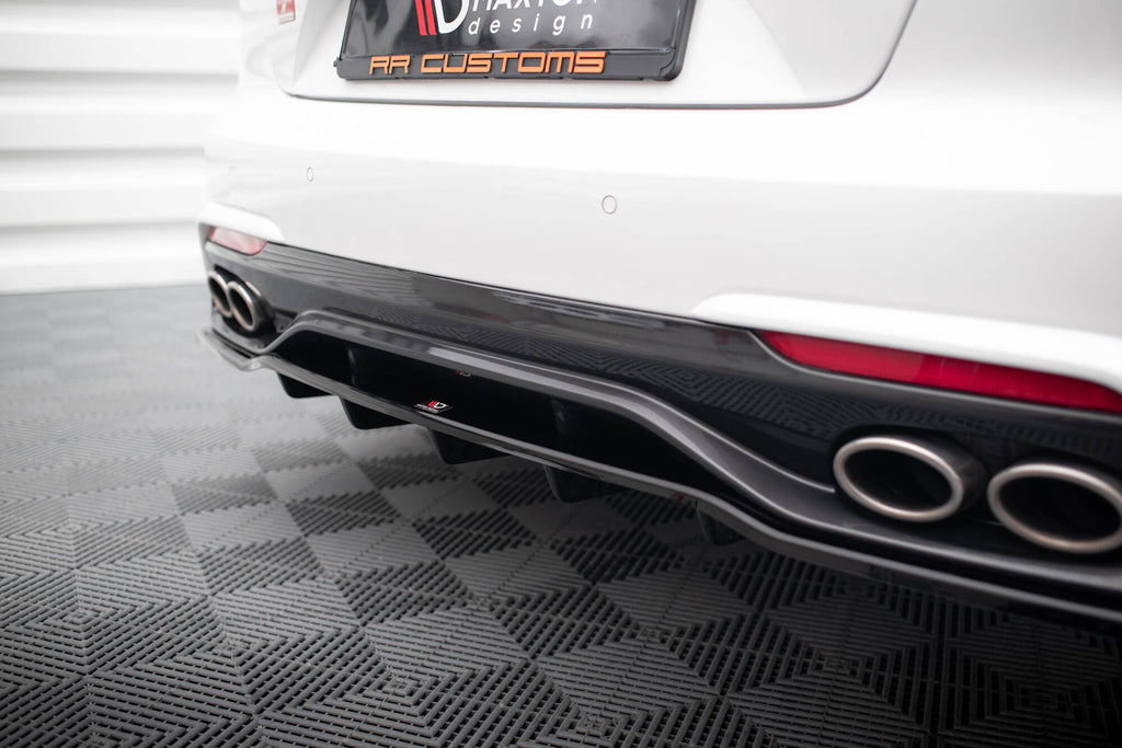 Maxton Design Street+ Mittlerer Diffusor RACE passend für Kia Stinger Mk1 schwarz Hochglanz