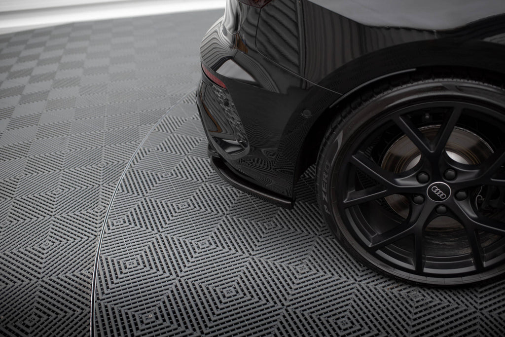 Maxton Design Heck Ansatz Flaps Diffusor V.1 passend für Audi RS3 Sportback 8Y schwarz Hochglanz