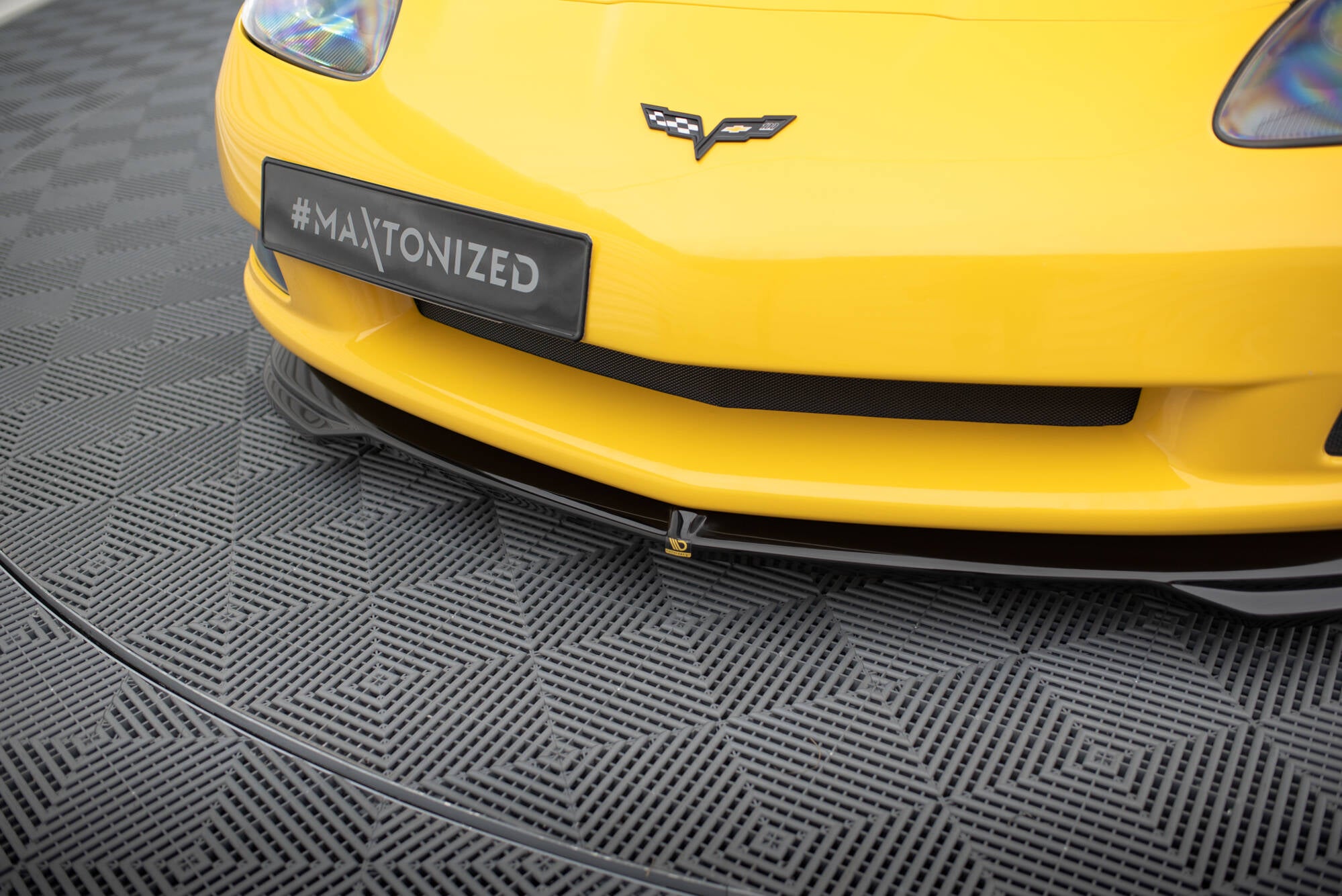 Maxton Design Street+ Spoilerlippe Front Ansatz passend für Chevrolet Corvette C6 schwarz Hochglanz