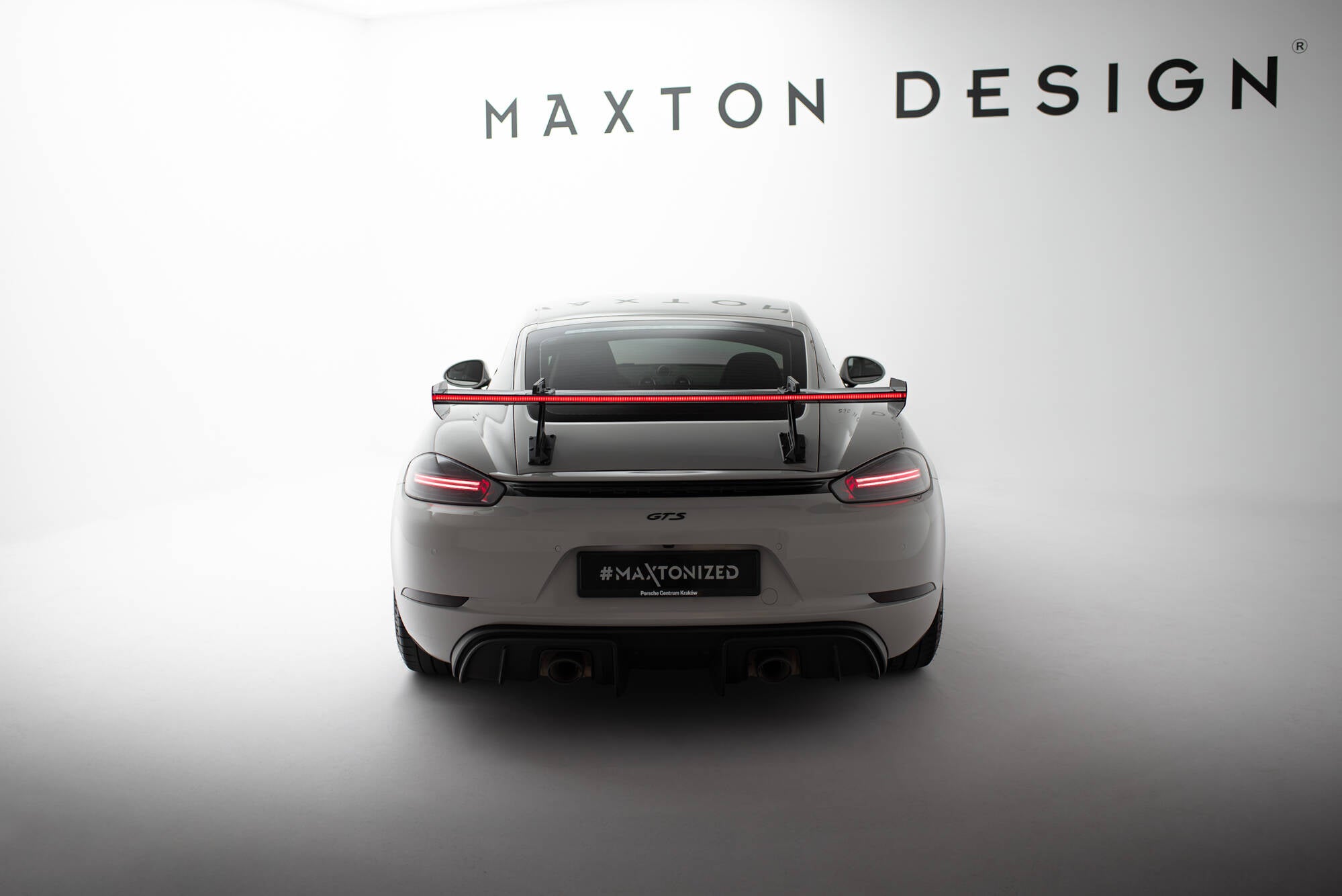 Maxton Design Carbon Spoiler With Upper Swan Mounting V.1 + LED Porsche 718 Cayman 982c für Porsche Cayman 982c