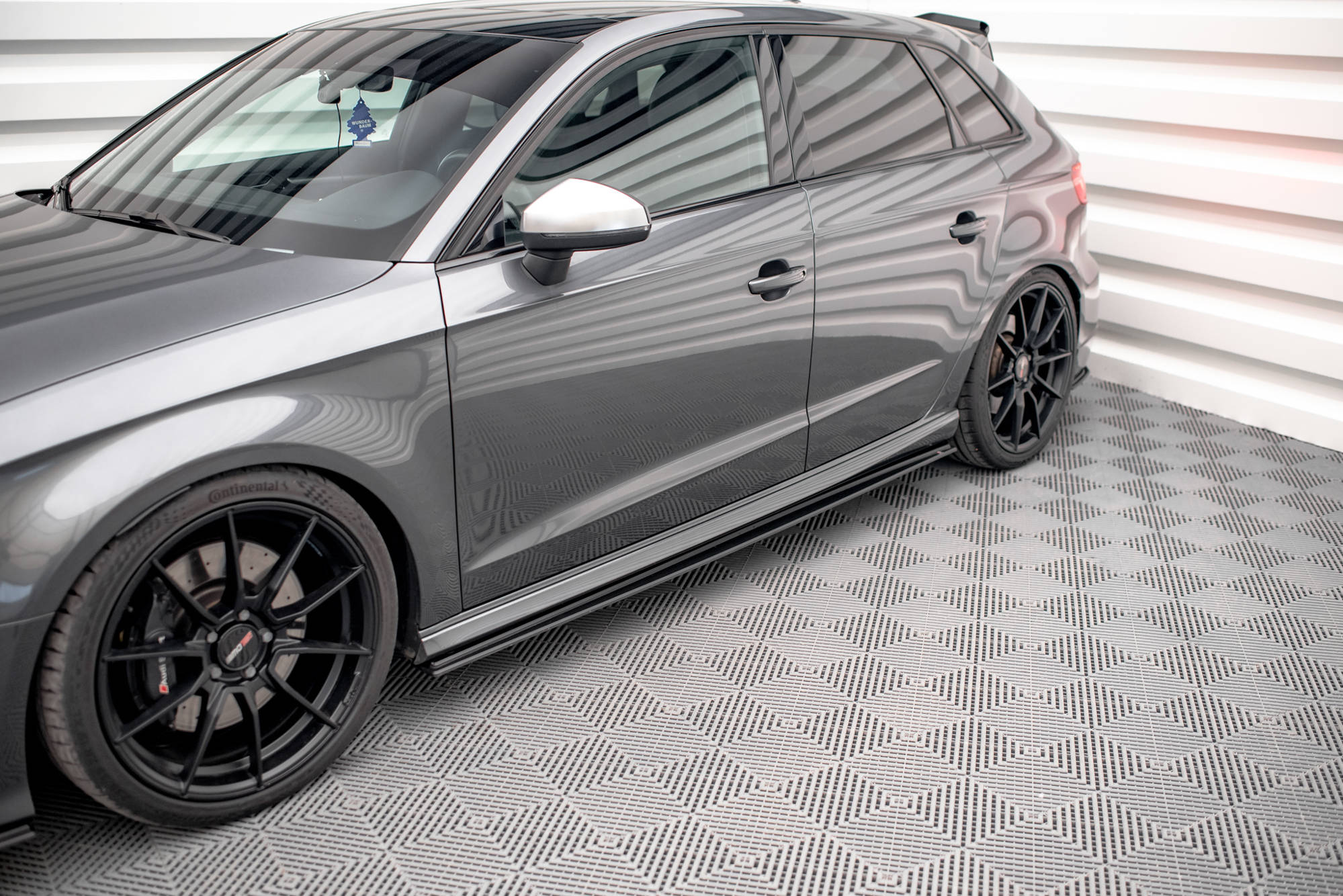 Maxton Design Street Pro Street+ Seitenschweller Leisten passend für Audi S3 / A3 S-Line Sportback 8V Facelift