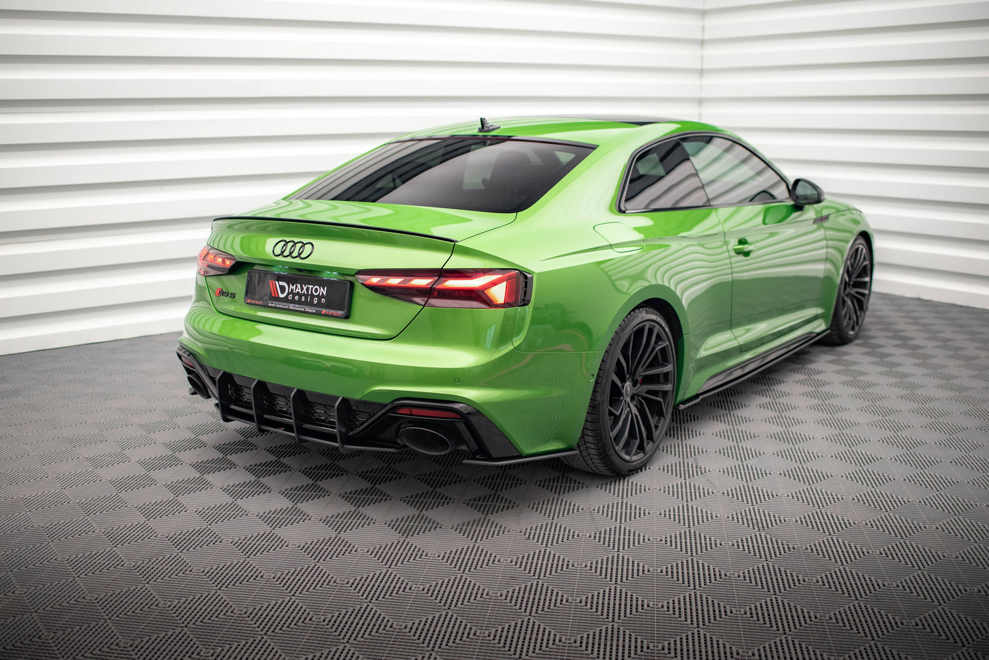 Maxton Design Street Pro Heckschürze passend für Audi RS5 F5 Facelift