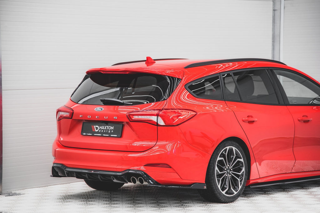 Maxton Design Heck Ansatz Flaps Diffusor V.4 passend für (Für heckansatz v.1) Ford Focus ST-Line Kombi Mk4 schwarz Hochglanz