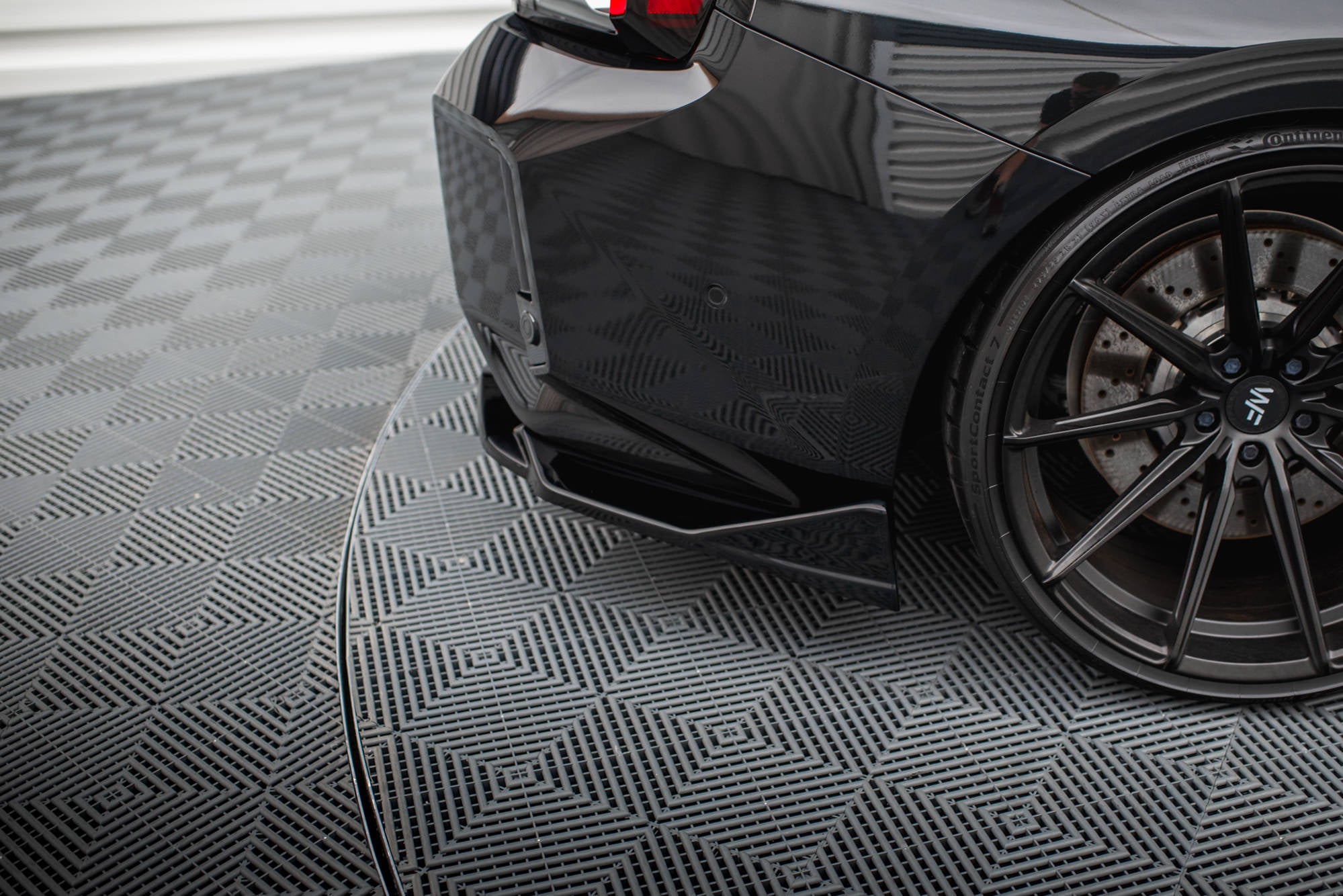 Maxton Design Heck Ansatz Flaps Diffusor V.6 passend für (Für heckansatz v.2) BMW M2 G87 schwarz Hochglanz