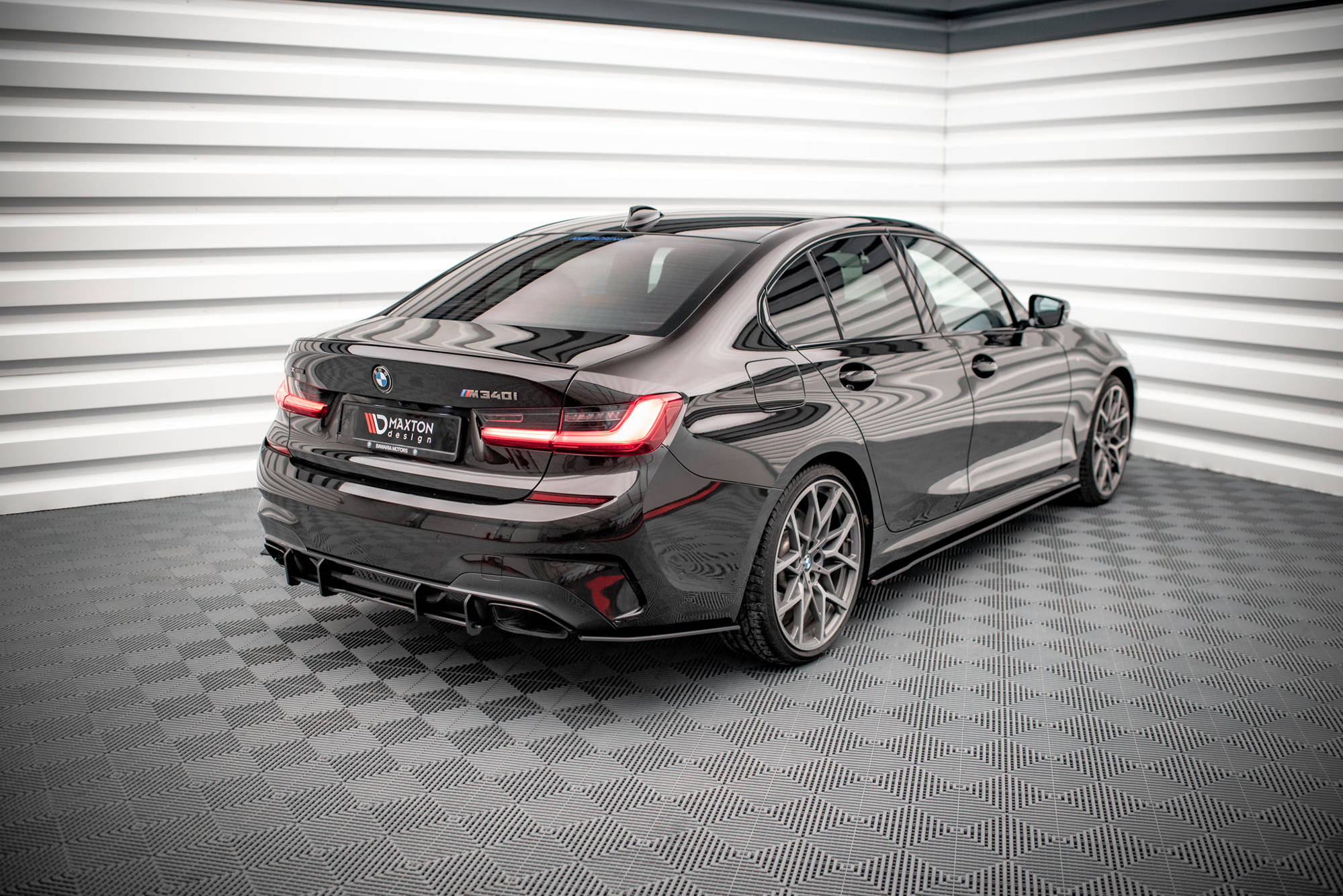 Maxton Design Street Pro Heck Ansatz Flaps Diffusor V.1 passend für BMW M340i G20 / G21