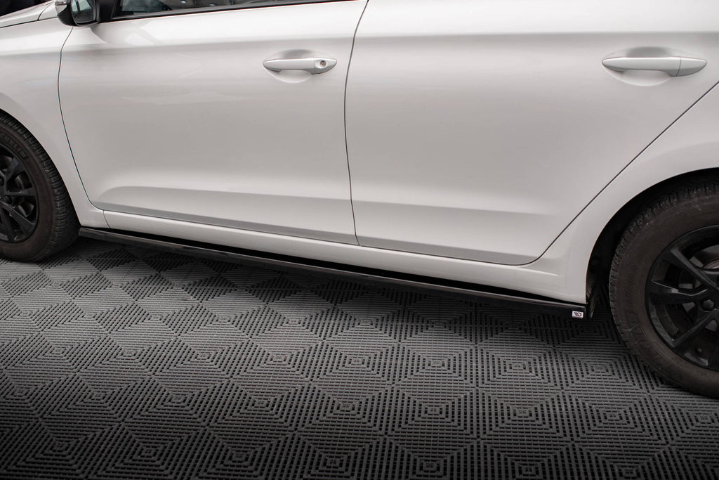 Maxton Design Street+ Seitenschweller Leisten passend für Hyundai I20 Mk2 Facelift schwarz Hochglanz