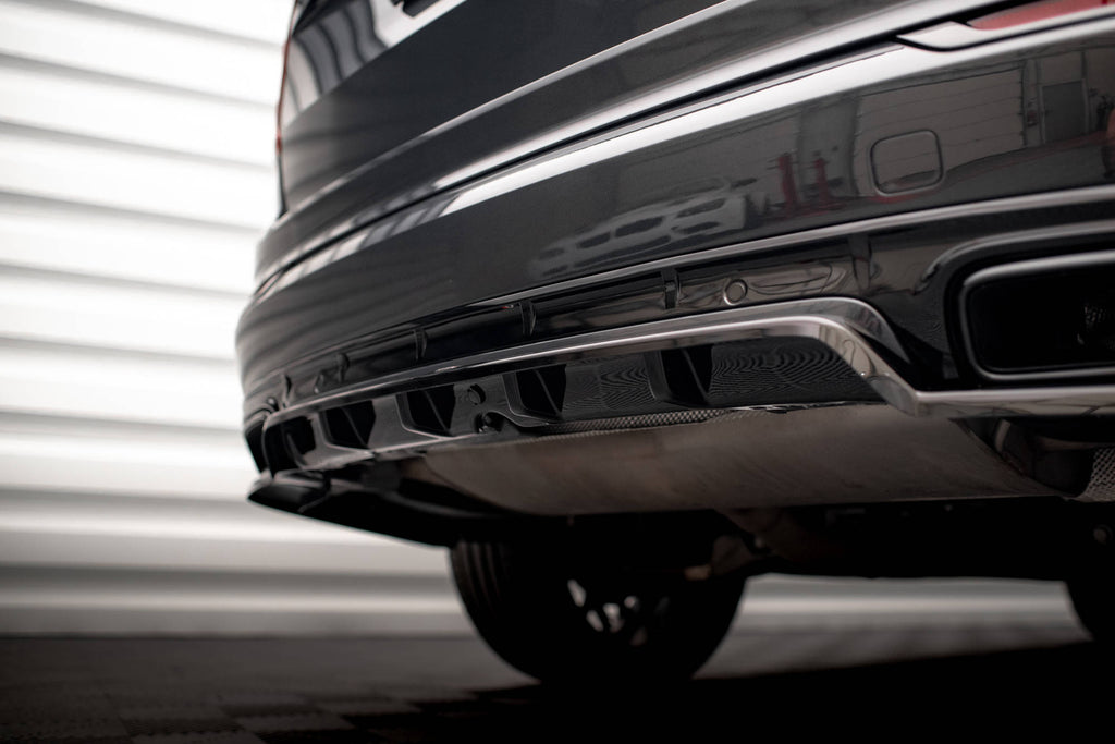 Maxton Design Street+ Mittlerer Diffusor RACE passend für Volvo XC90 R-Design Mk2 / Mk2 Facelift schwarz Hochglanz