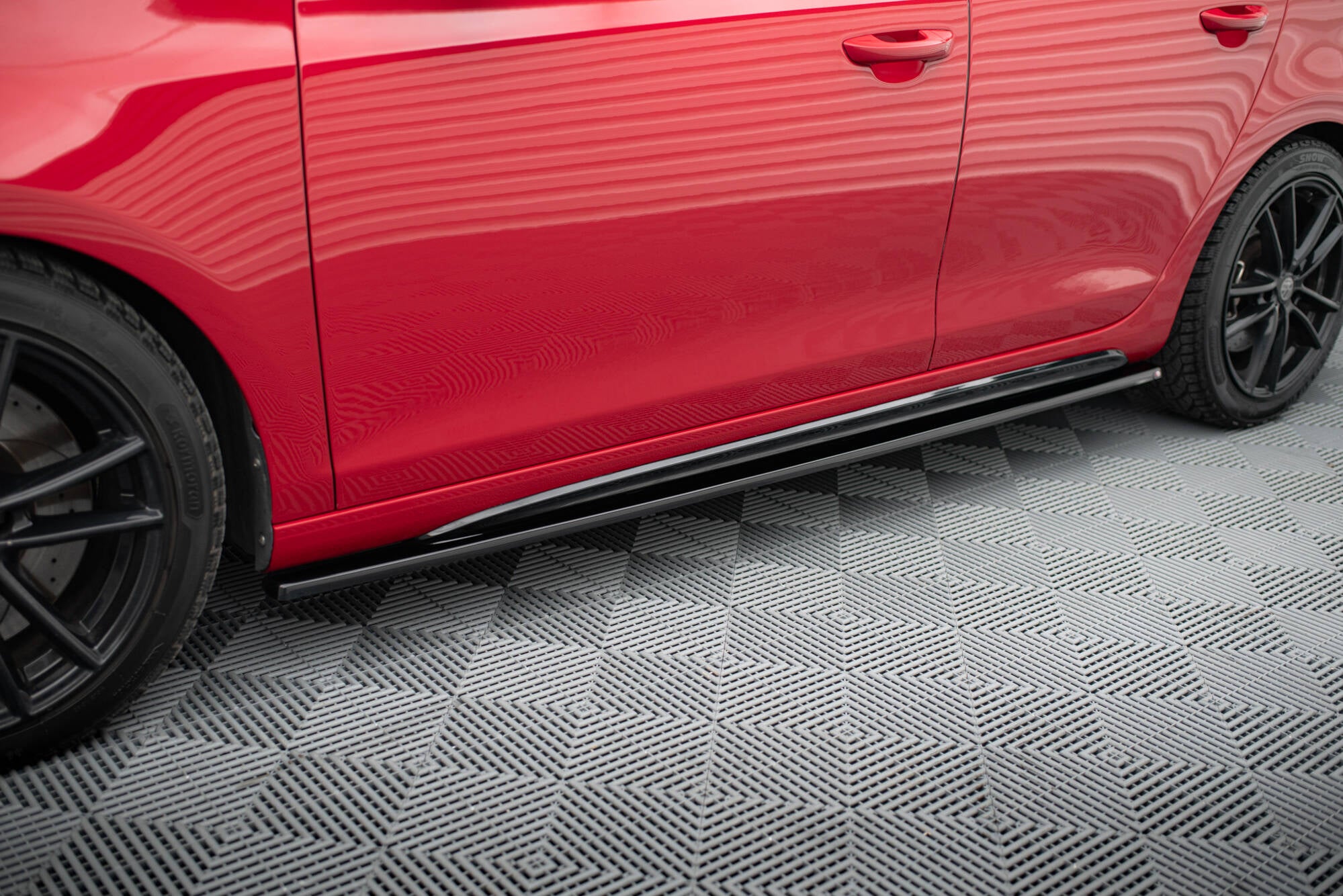 Maxton Design Street+ Seitenschweller Leisten passend für VW GOLF 6 GTI/ GTD schwarz Hochglanz
