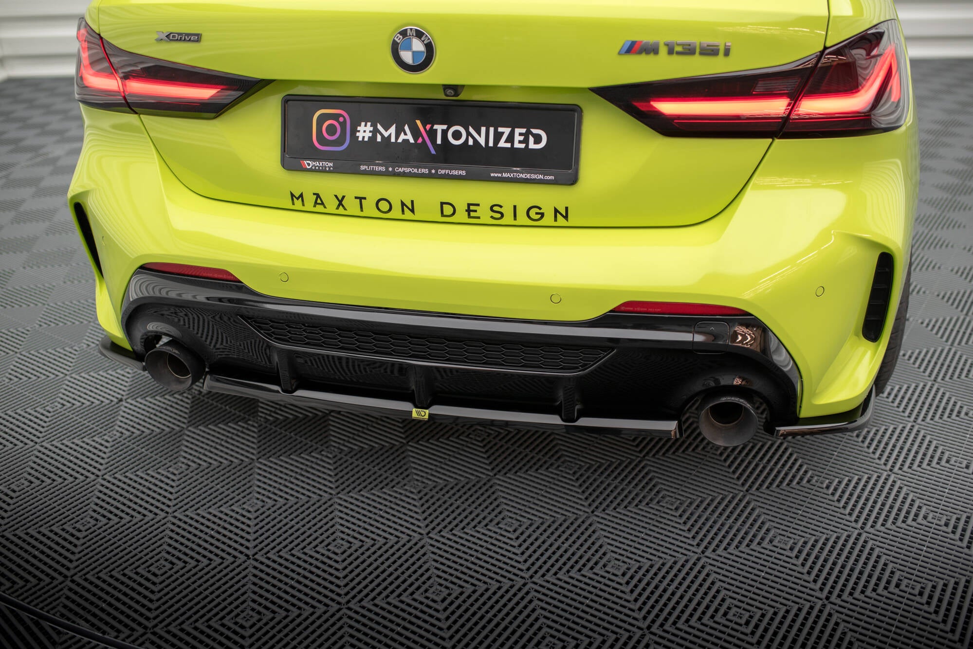 Maxton Design Heckansatz V.2 BMW M135i F40 schwarz Hochglanz für BMW 1er F40