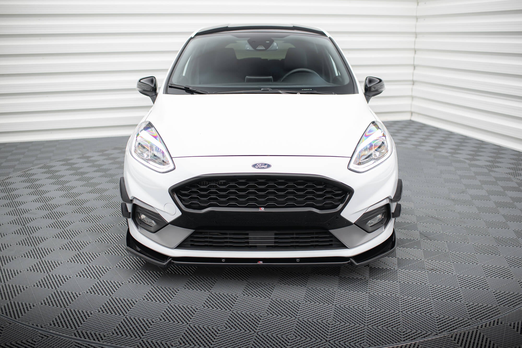 Maxton Design Street+ Spoilerlippe Front Ansatz V.7 passend für Ford Fiesta Mk8 ST / ST-Line schwarz Hochglanz