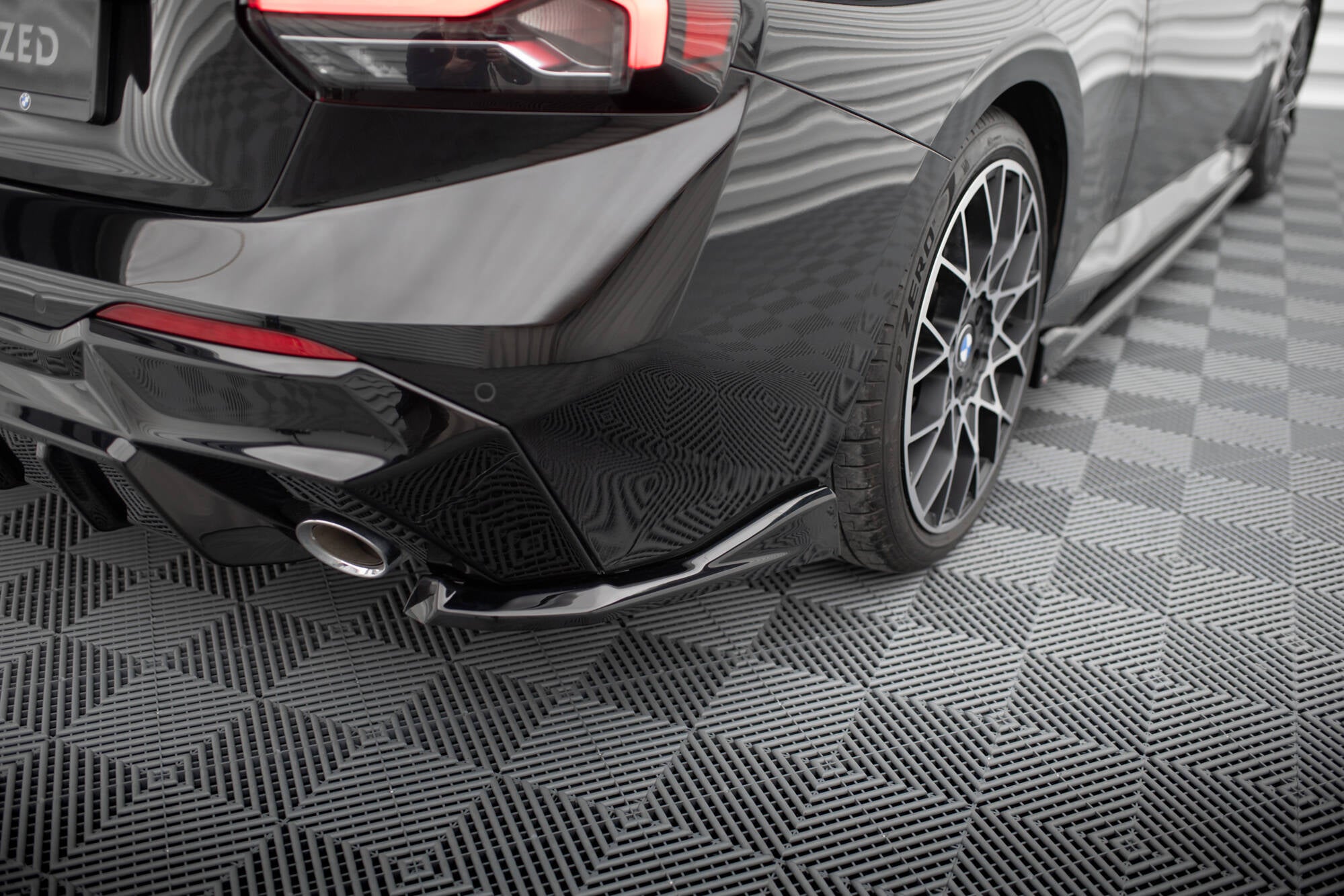 Maxton Design Heck Ansatz Flaps Diffusor V.4 passend für BMW 2 G42 schwarz Hochglanz