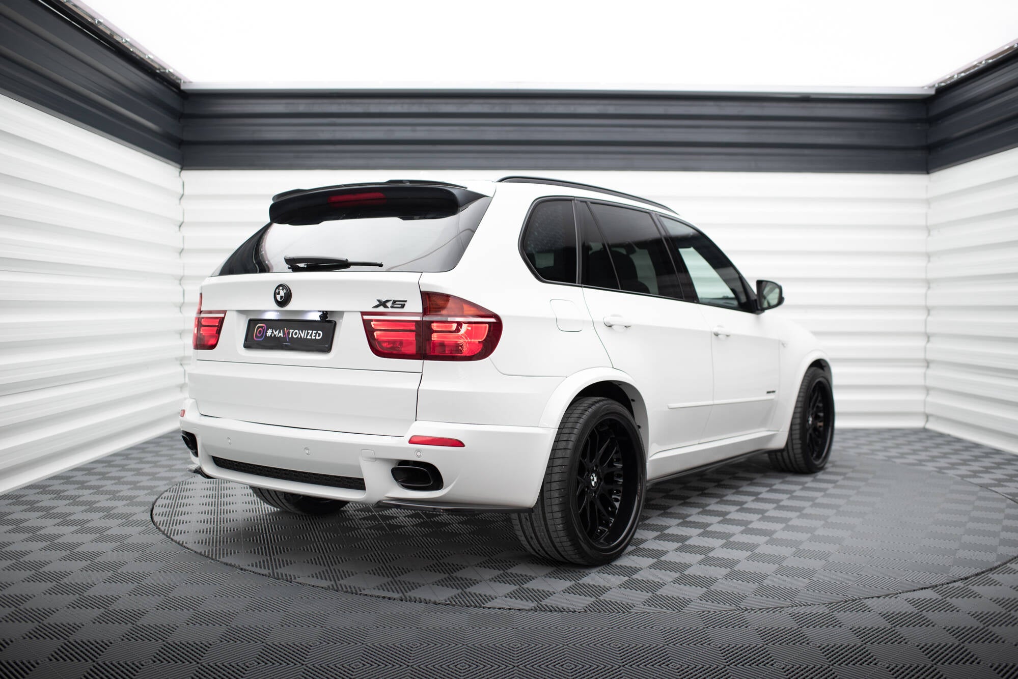 Maxton Design Spoiler CAP passend für BMW X5 E70 Facelift M Paket schwarz Hochglanz