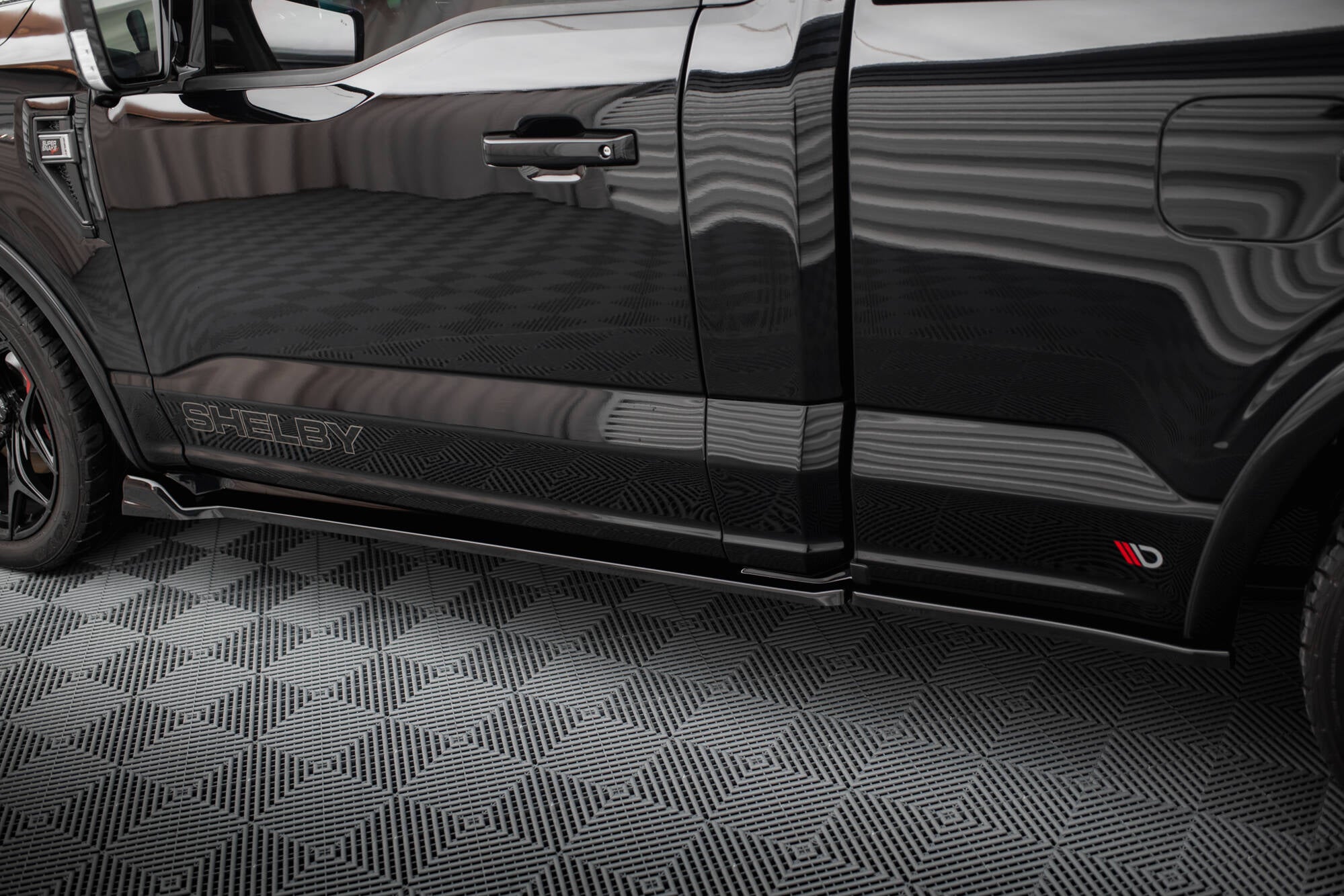 Maxton Design Street+ Seitenschweller Leisten Passend für Shelby F150 Super Snake Schwarz Hochglanz