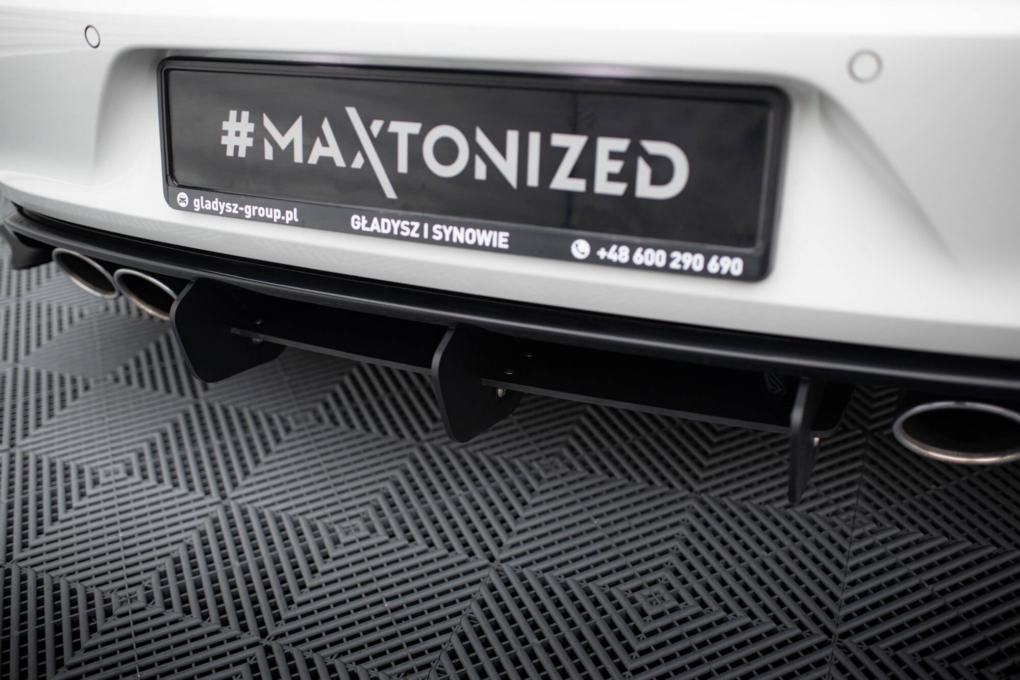 Maxton Design VW GOLF 7 R HATCHBACK Diffusor Heck Ansatz passend für Heckschürze passend für & Heck Ansatz Flaps Diffusor passend für