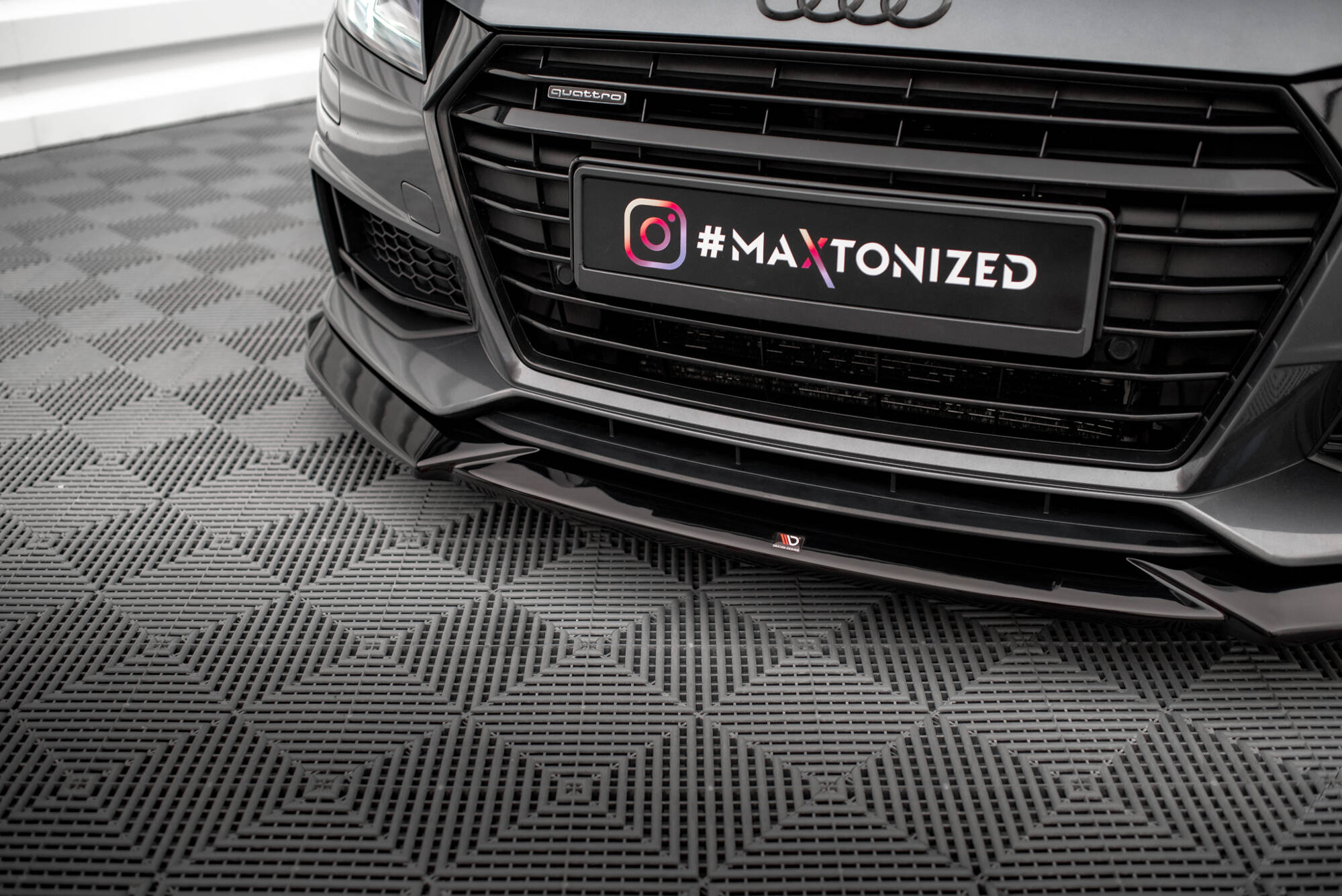 Maxton Design Street+ Spoilerlippe Front Ansatz V.1 passend für Audi TT S / S-Line 8S schwarz Hochglanz